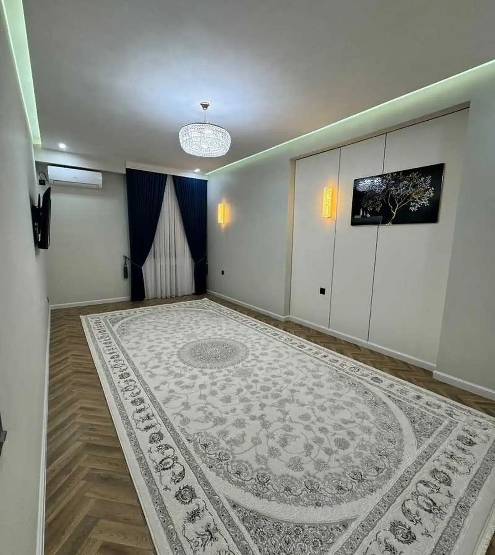3-к квартира, 11 этаж, 111 м², Исмоили Сомонӣ