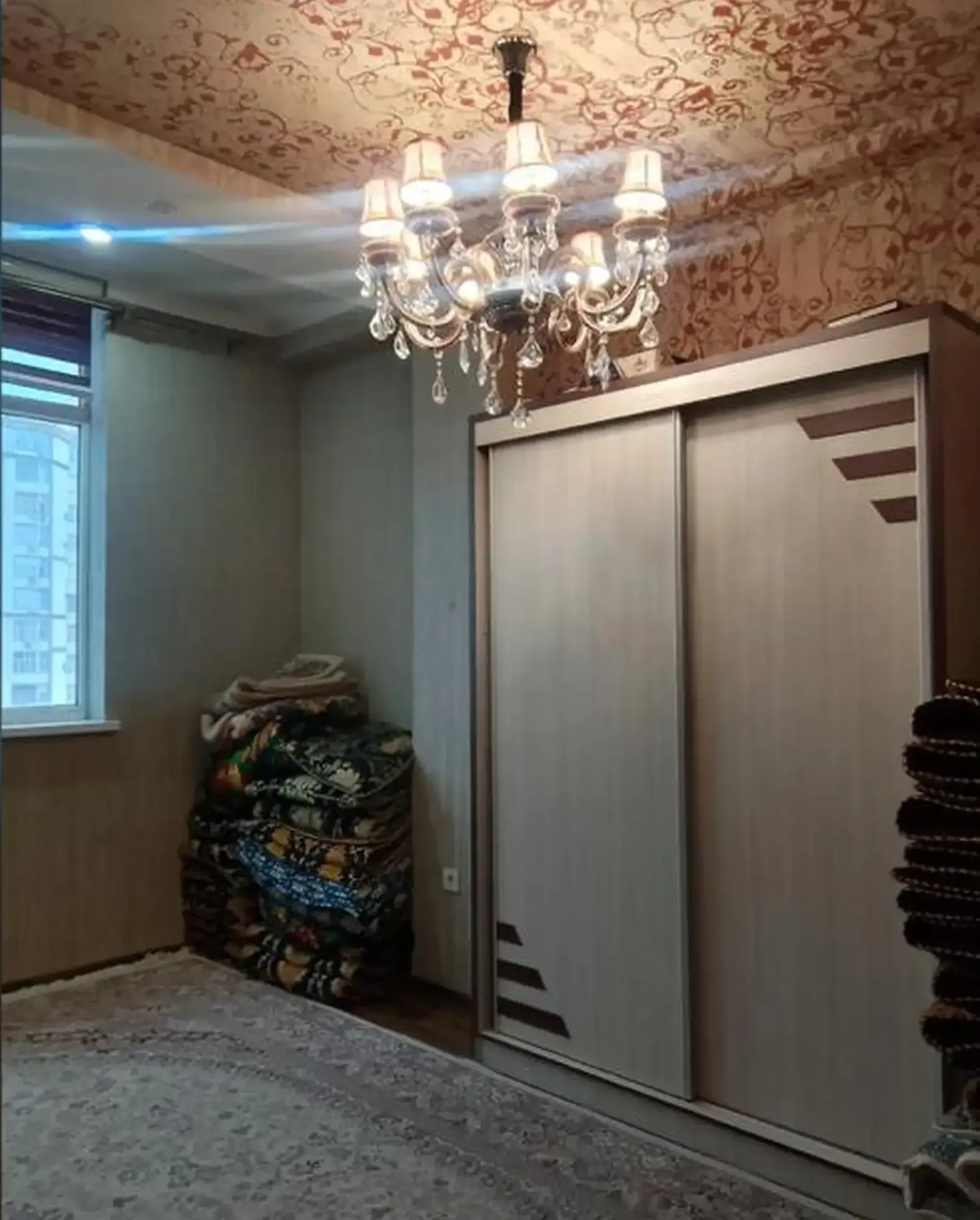 2-комн. квартира, 6 этаж, 90м², Сино