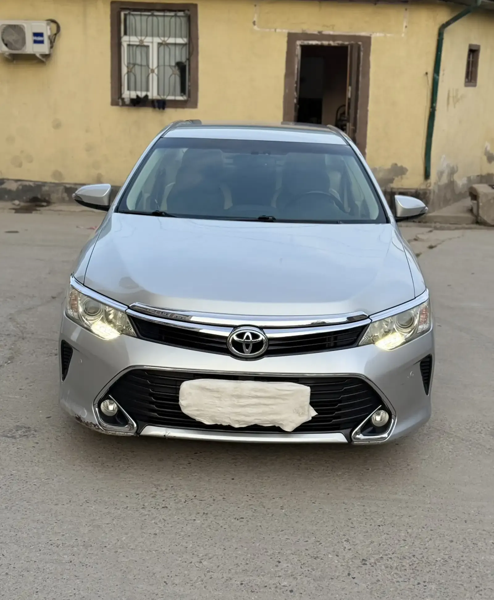 Toyota Camry 2016