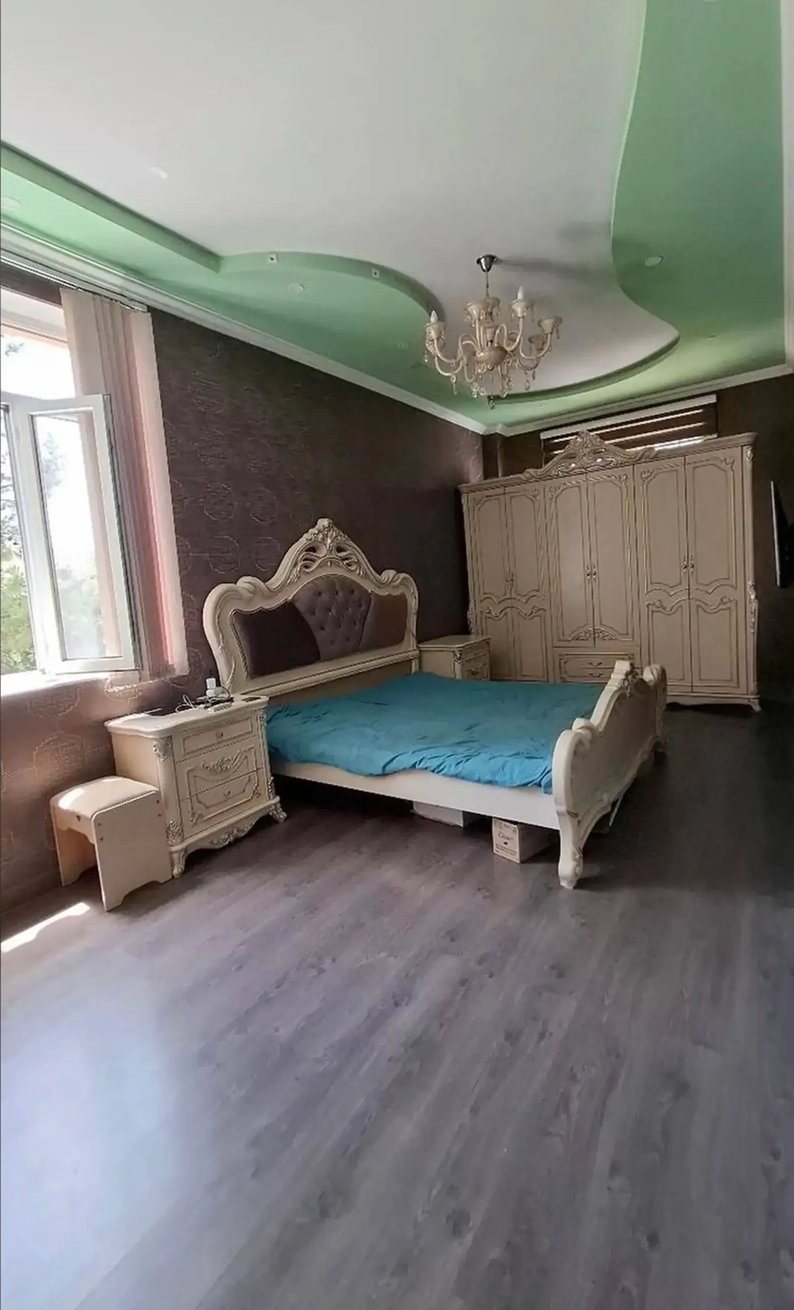 3-комн. квартира, 5 этаж, 97 м², Сино