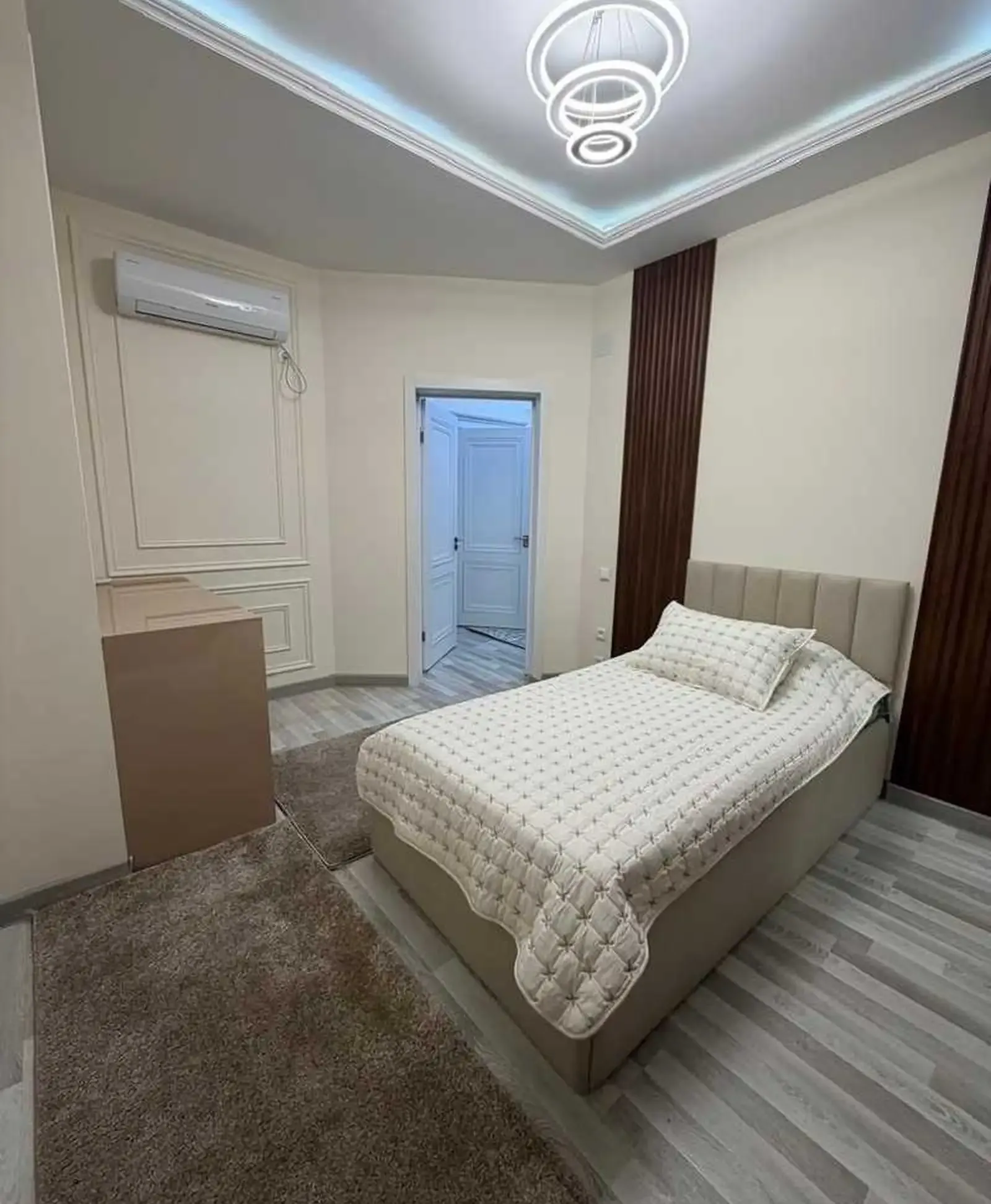 3-комн. квартира, 8 этаж, 101м², Дом Печать