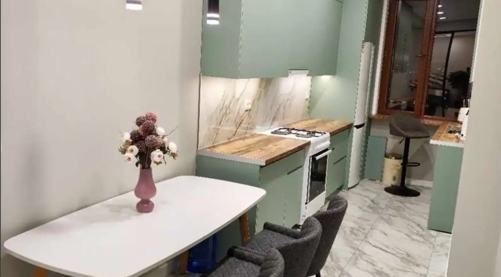 3-комн. квартира, 7 этаж, 109 м², Сино, 82 мкр