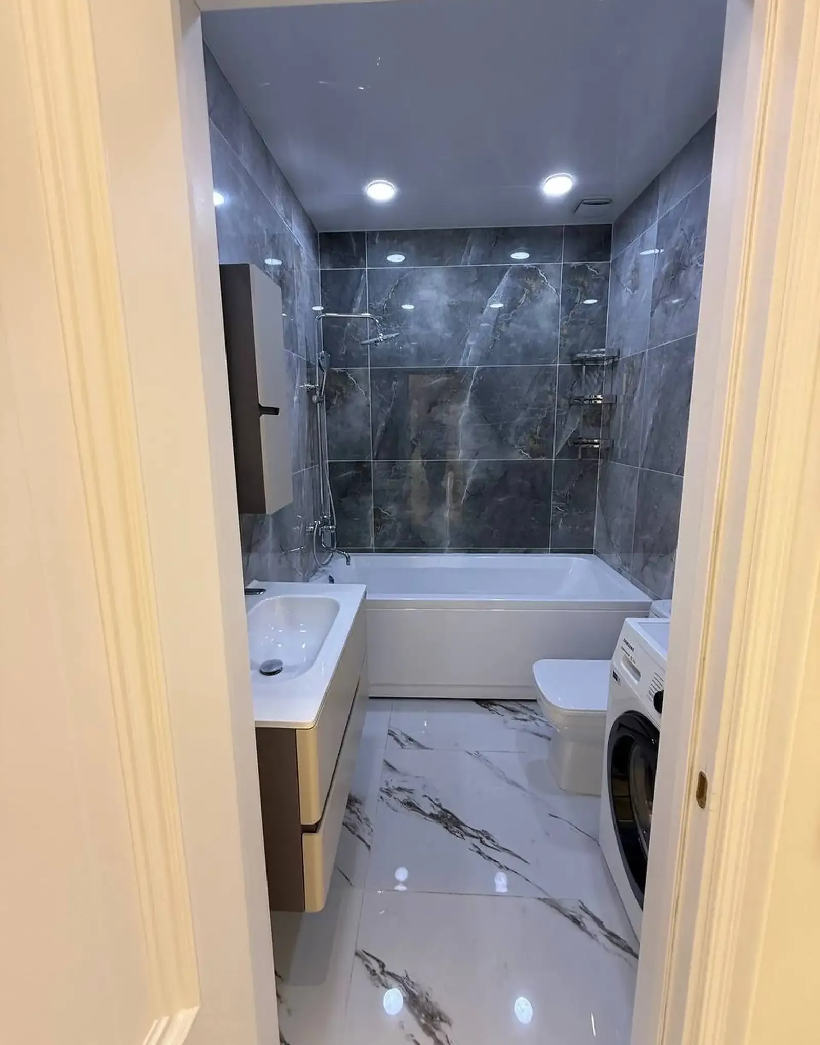 2-комн. квартира, 4 этаж, 96 м², шохмансур