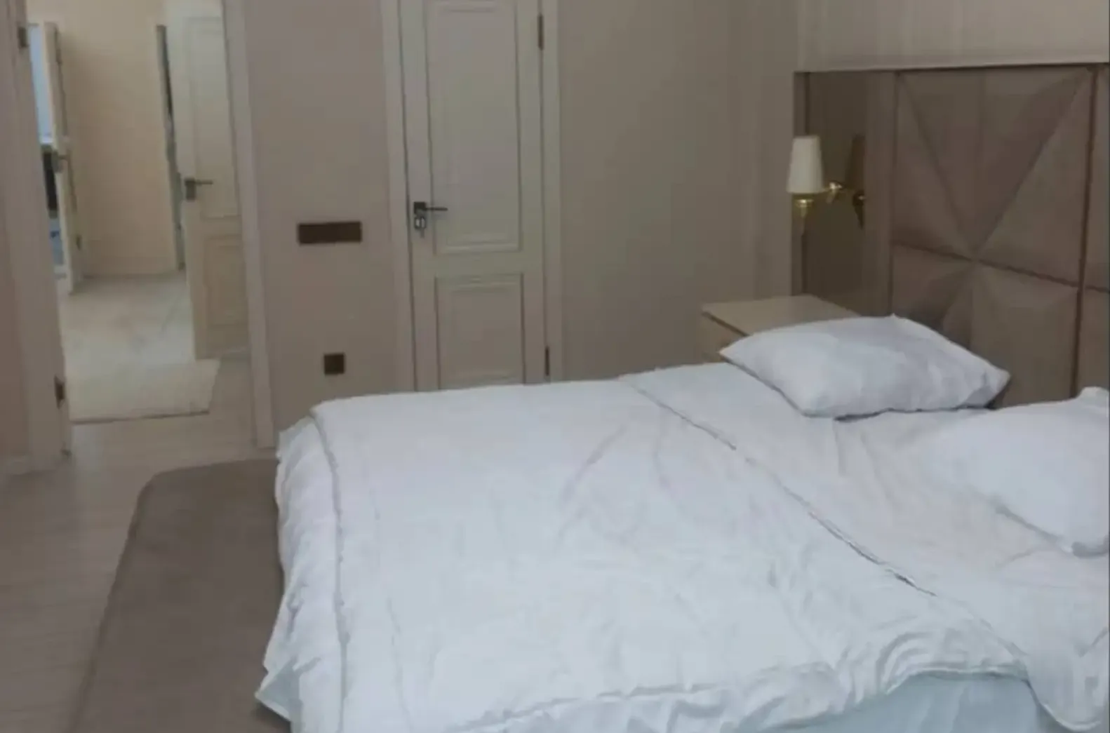 3-комн. квартира, 10 этаж, 120м², Шохмансур к С. Айни 50/51 А