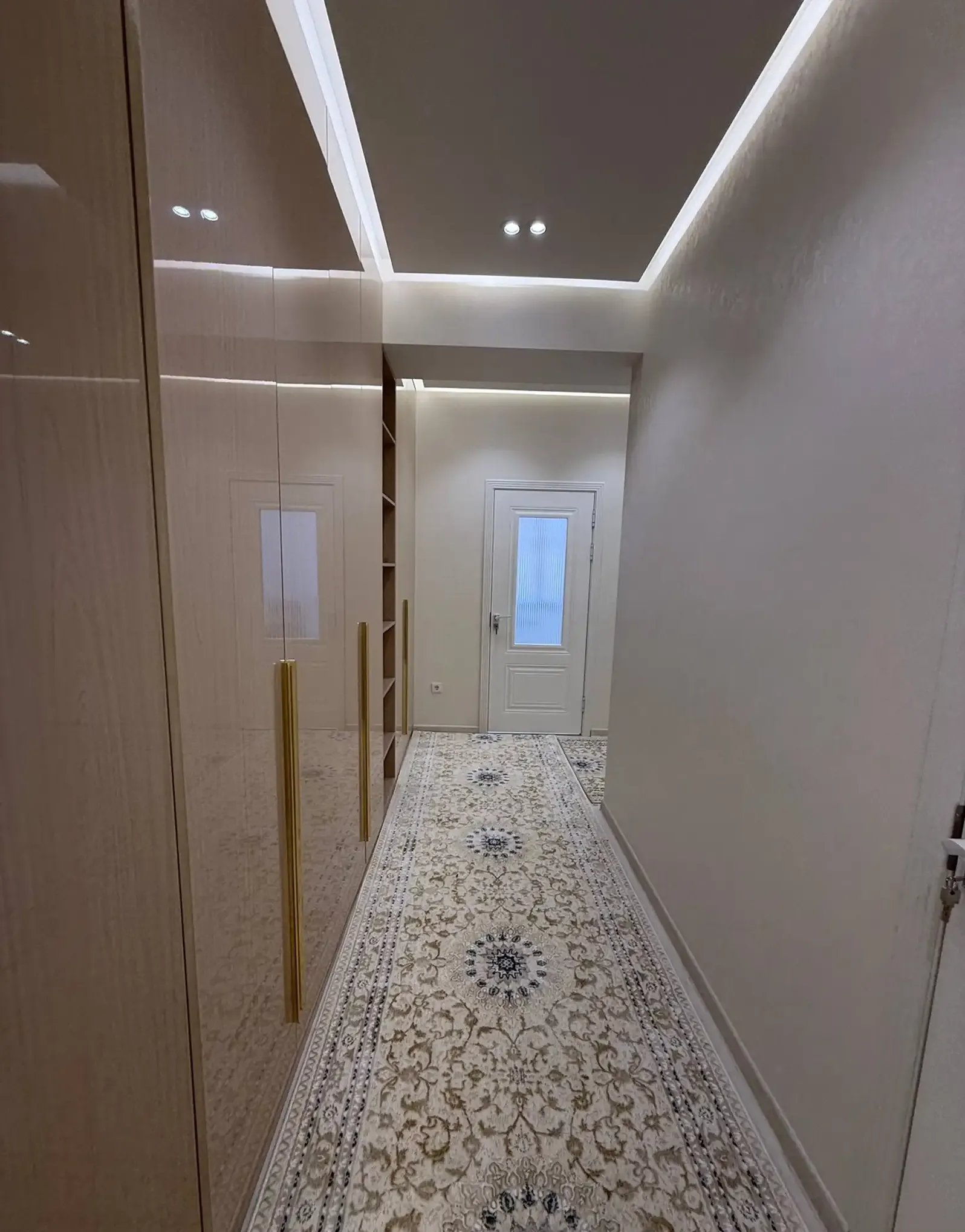 3-комн. квартира, 16 этаж, 115 м², н.Шохмансур, пушти 4 дома