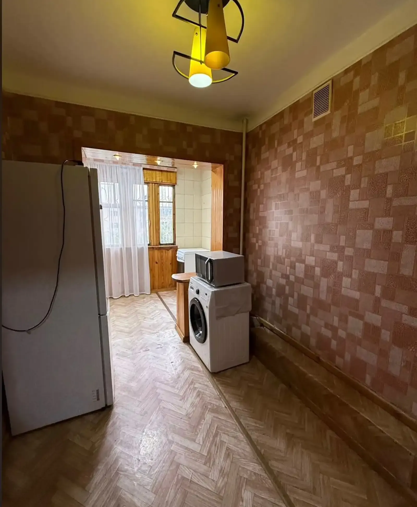 2-комн. квартира, 3 этаж, 65м², Сино
