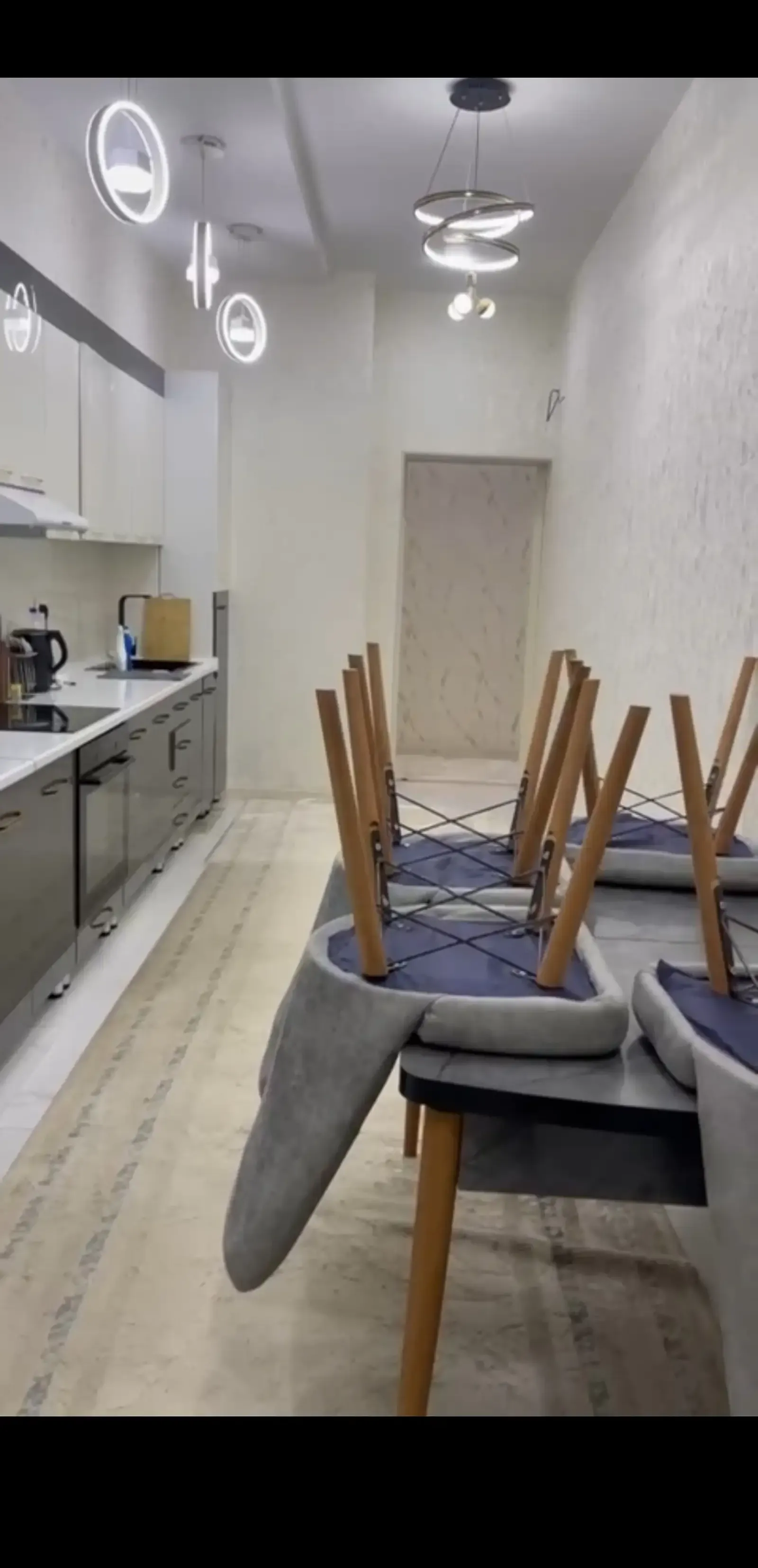 2-комн. квартира, 13 этаж, 90м², Чордома