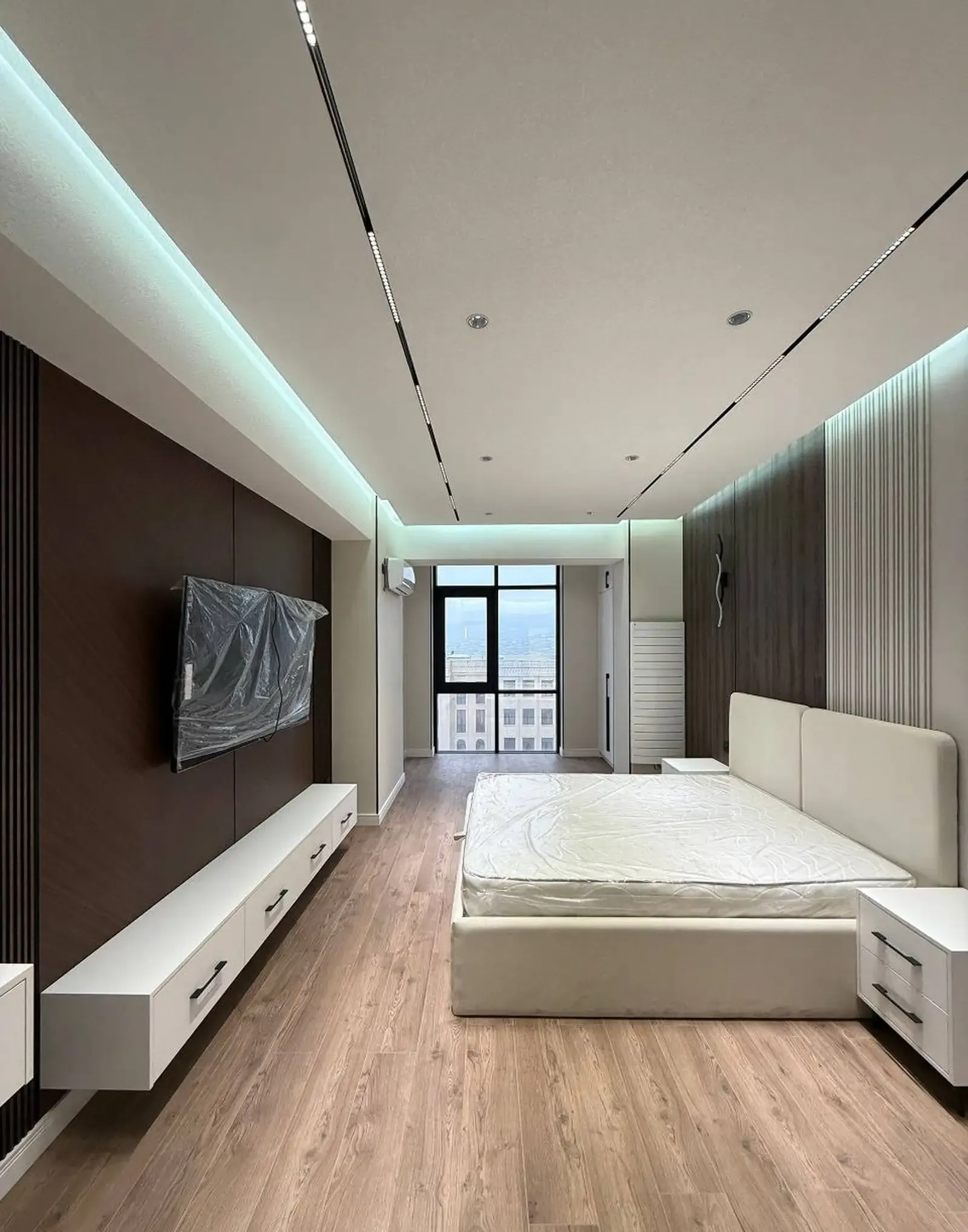 3-комн. квартира, 18 этаж, 130 м², Шохмансур Hilton