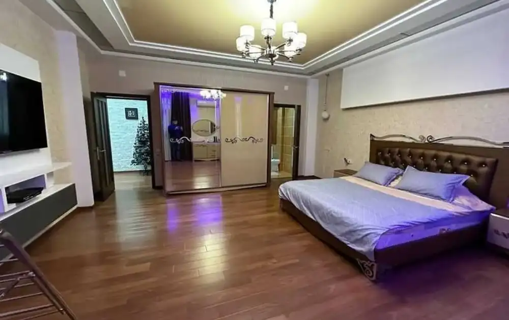 2-комн. квартира, 4 этаж, 110м², Сафина,Дом печать дом Швили
