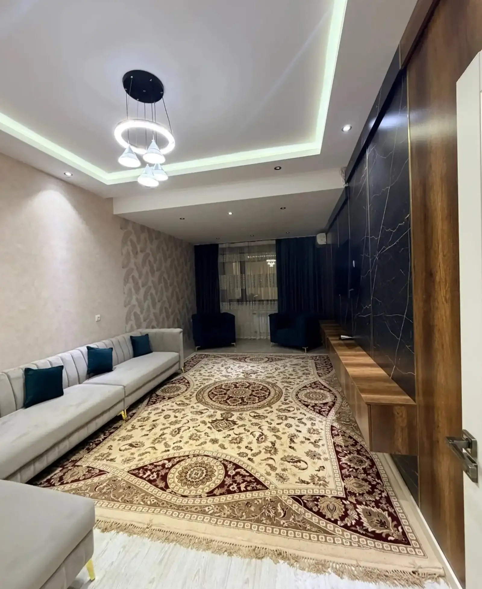 3-комн. квартира, 10 этаж, 105м², Спартак