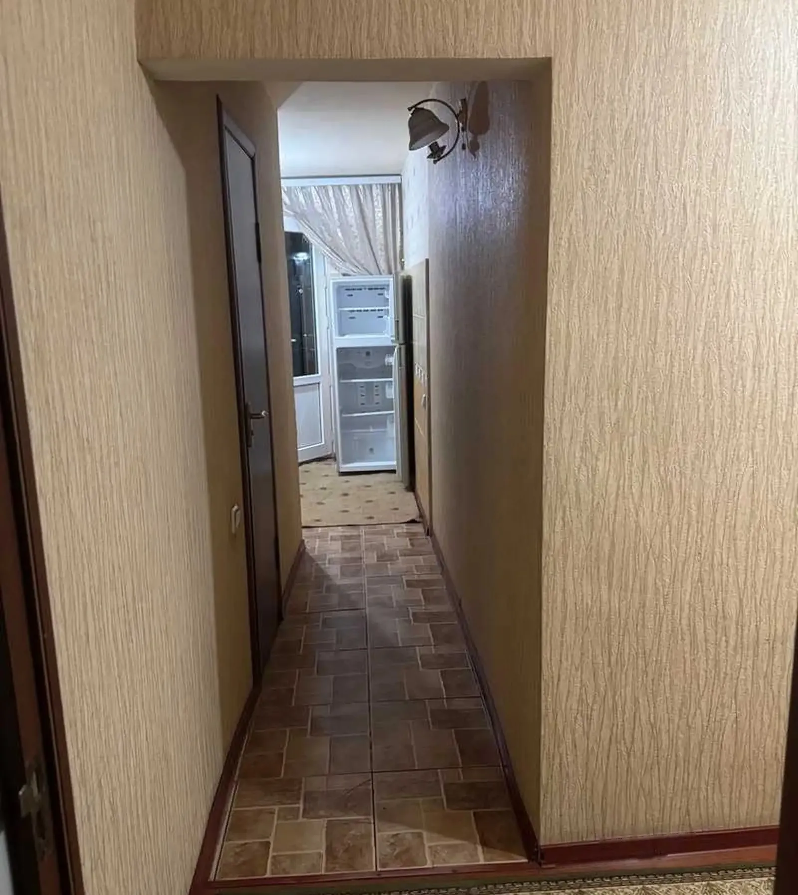 4-комн. квартира, 2 этаж, 56м², 102 мкр