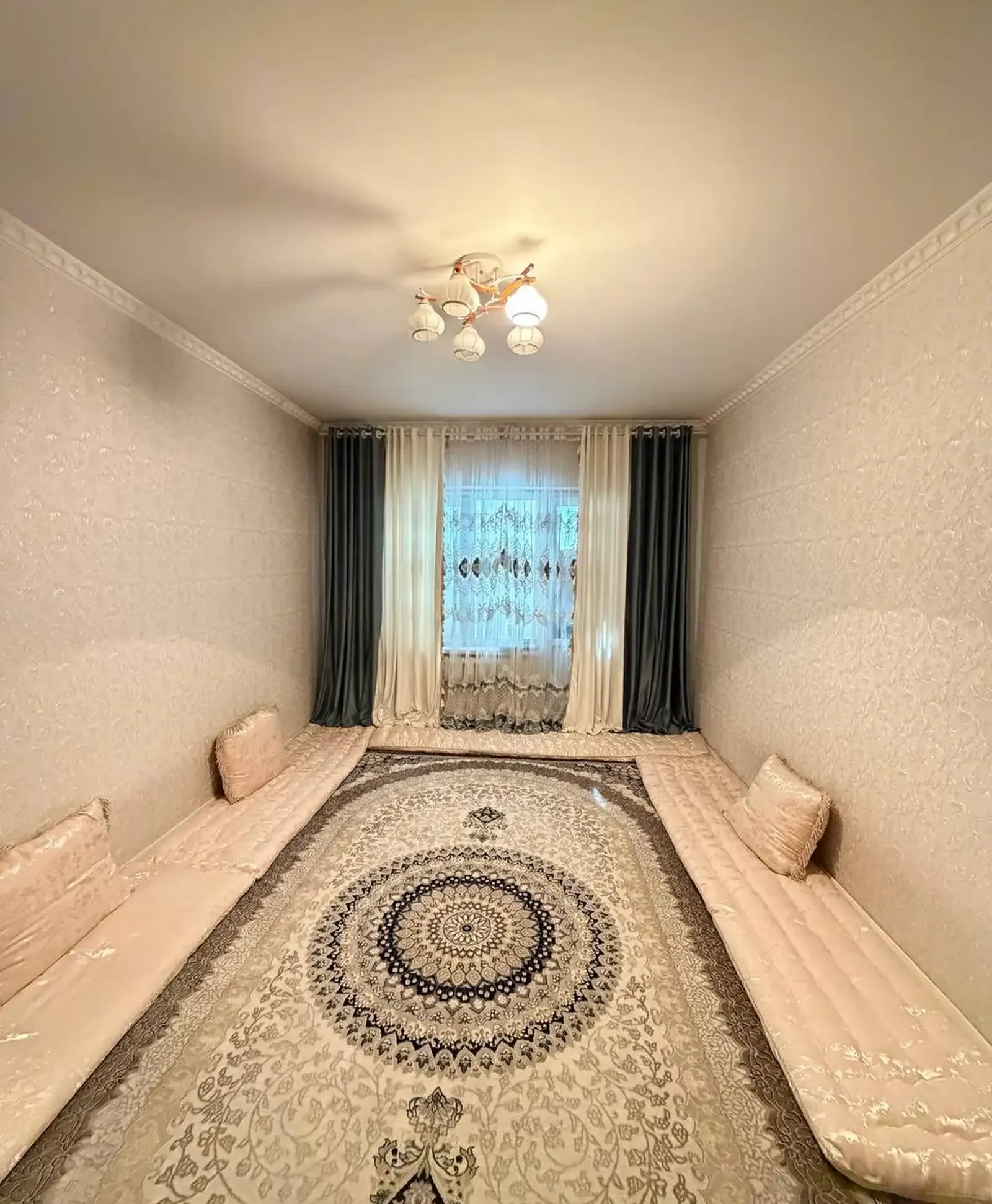 4-к квартира, 6 этаж, 130 м², Фирдавси