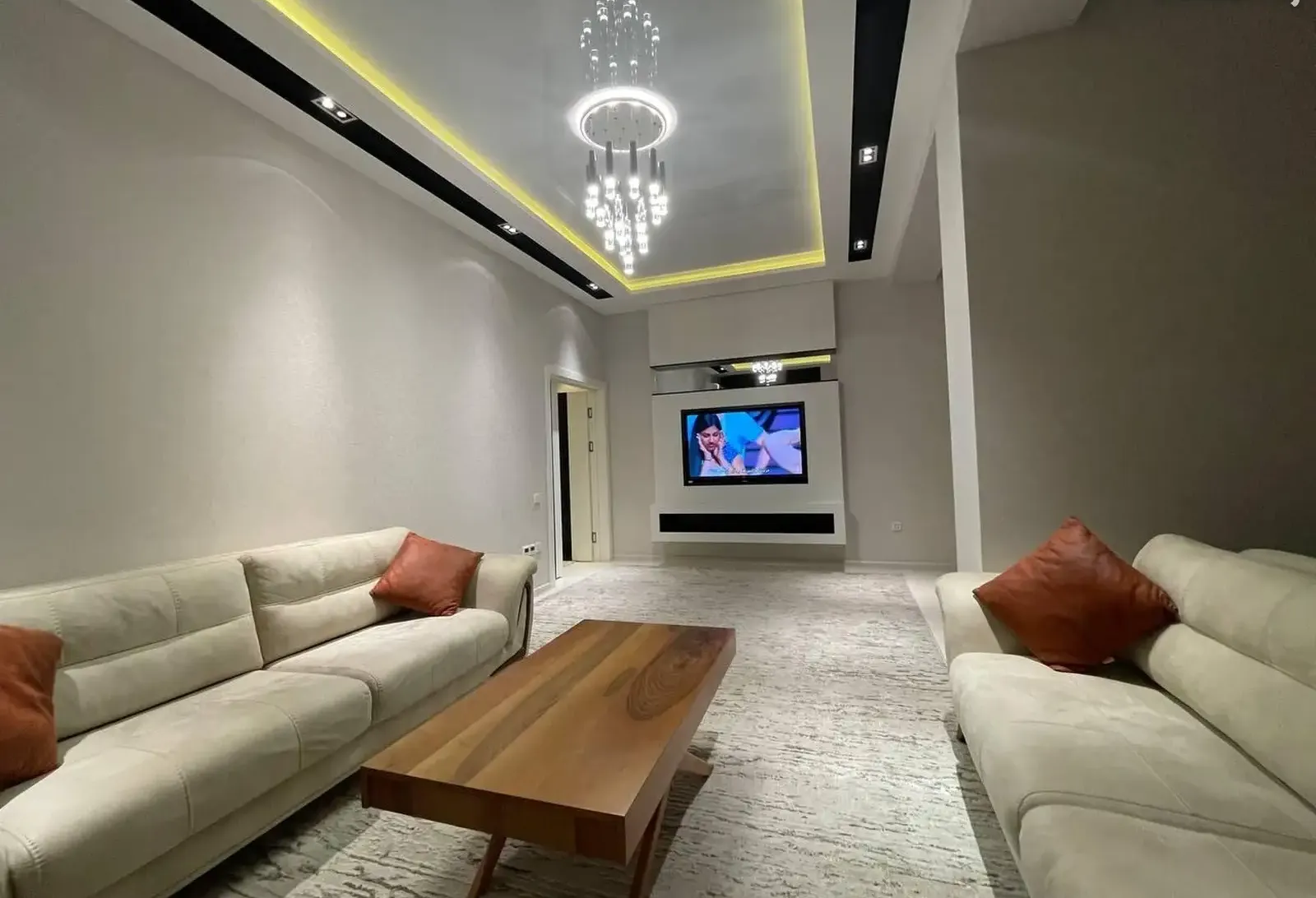 2-комн. квартира, 8 этаж, 100м², Ватан,Доми бофанда