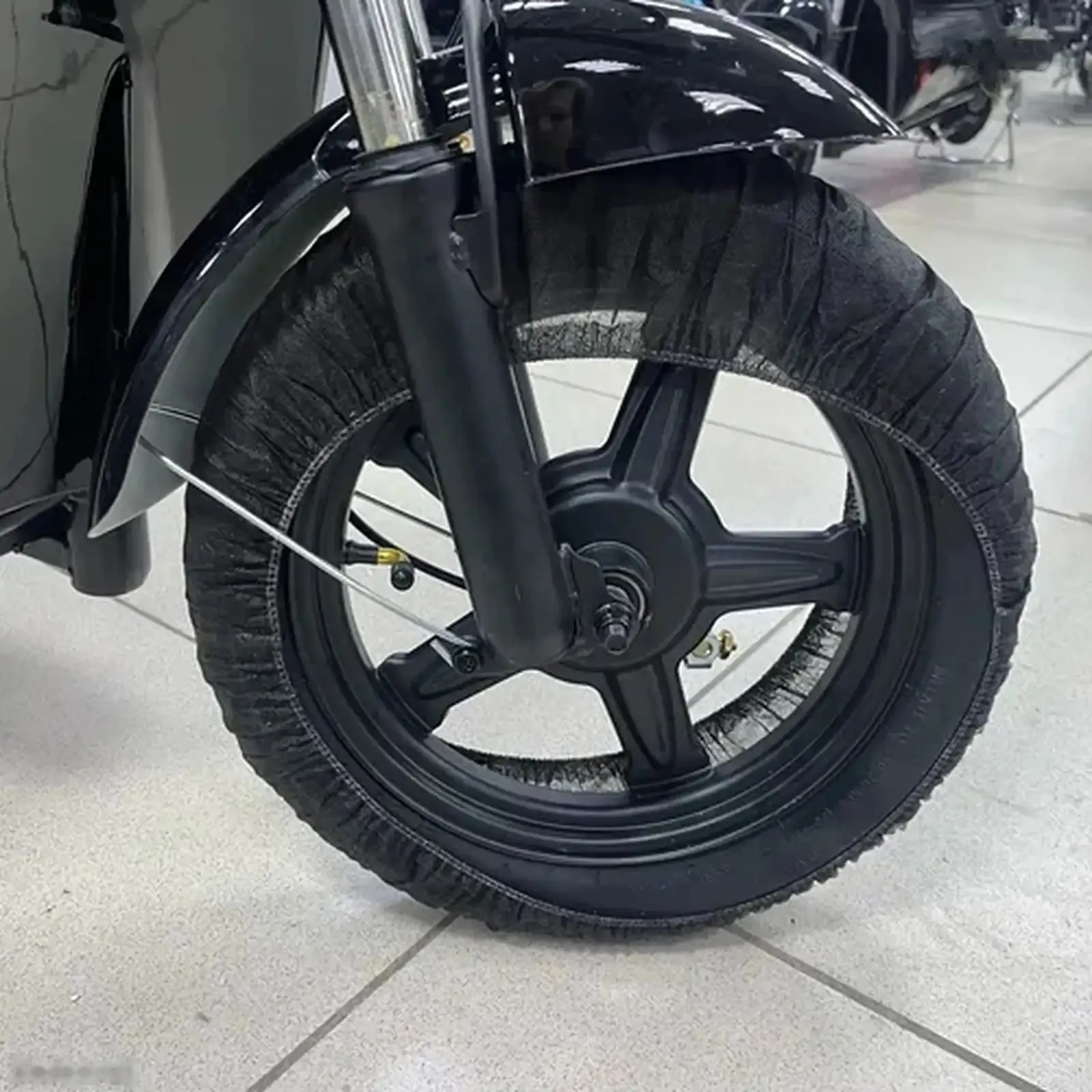 Стильная коляска 2в