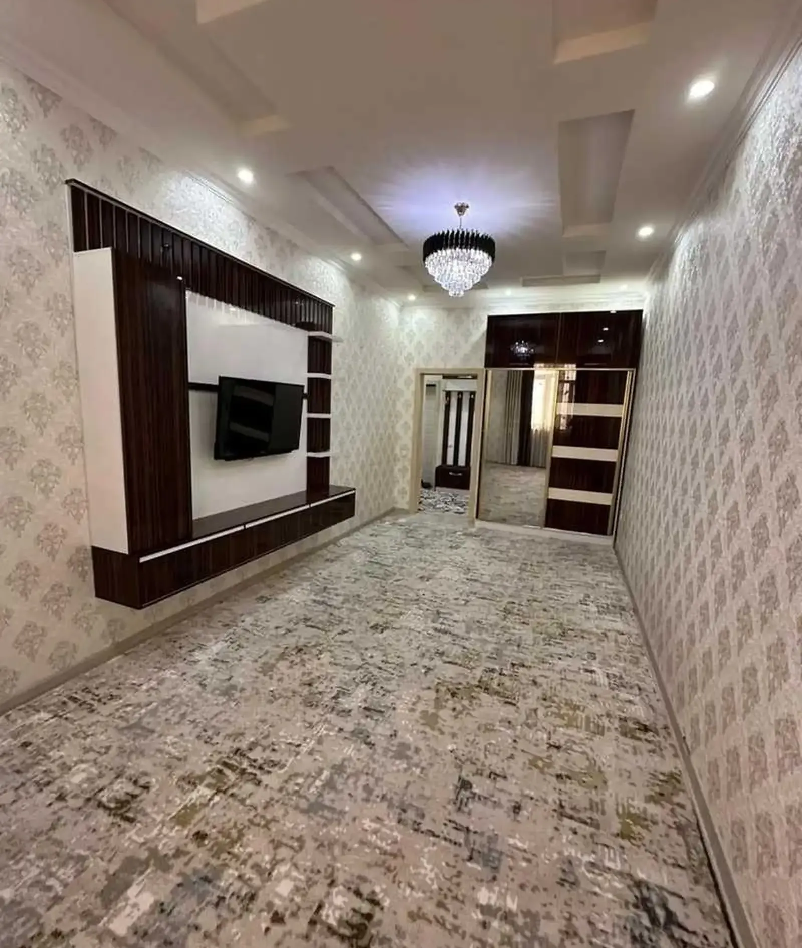 2-комн. квартира, 9 этаж, 70м², Молодежный театр