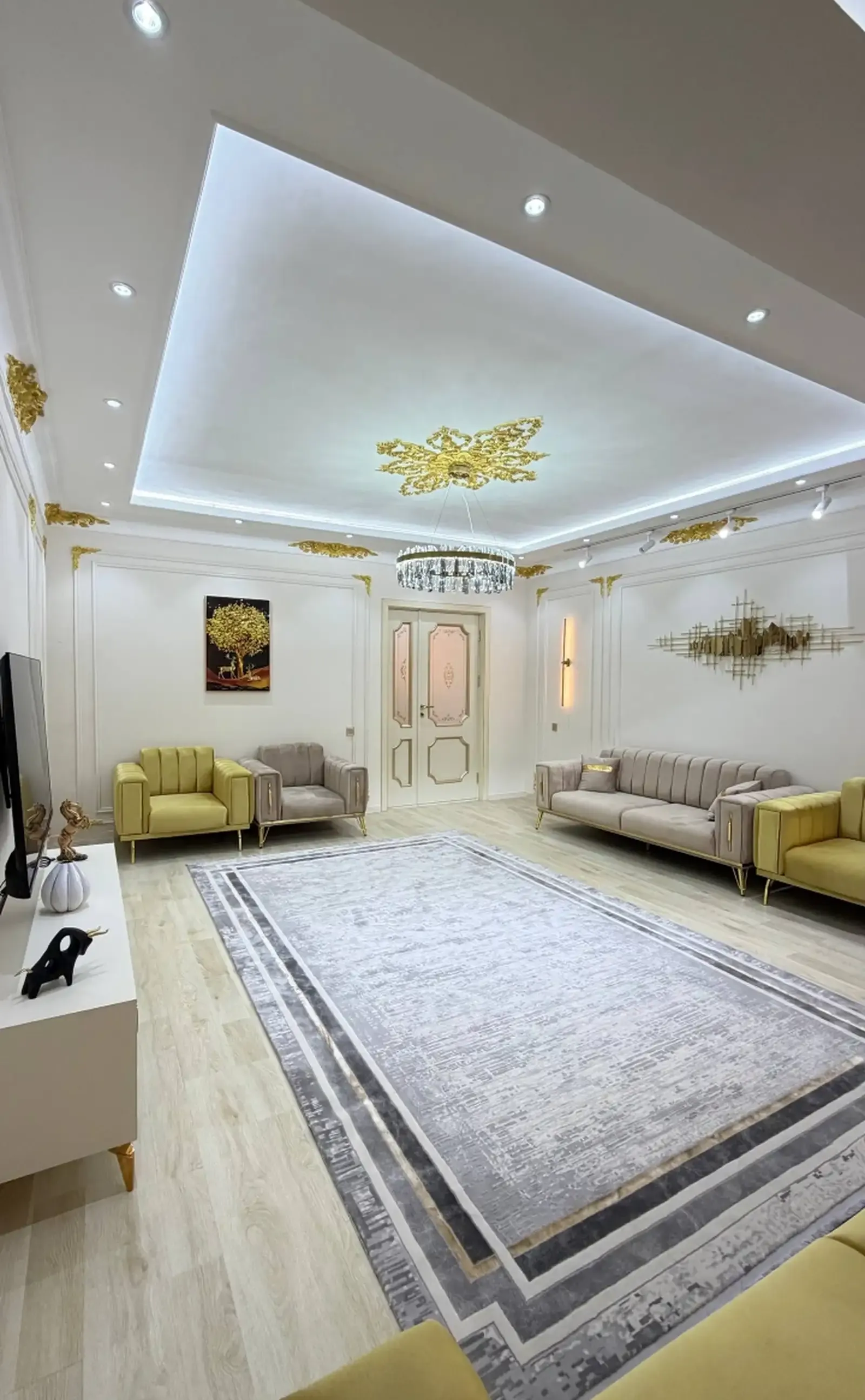 3-комн. квартира, 9 этаж, 126 м², Исмоили Сомони Рудаки 150 Т/Ц Диер