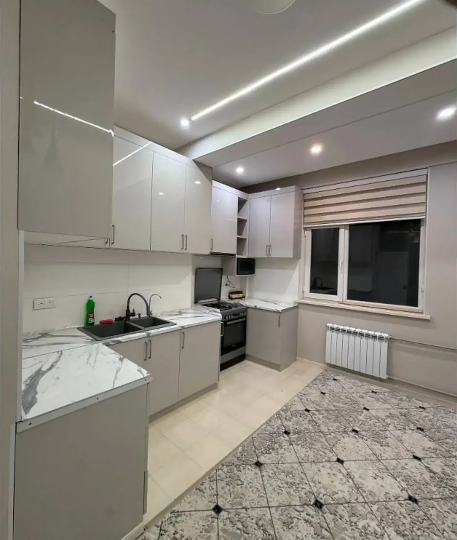 3-комн. квартира, 4 этаж, 106 м², Сино, Лучоб