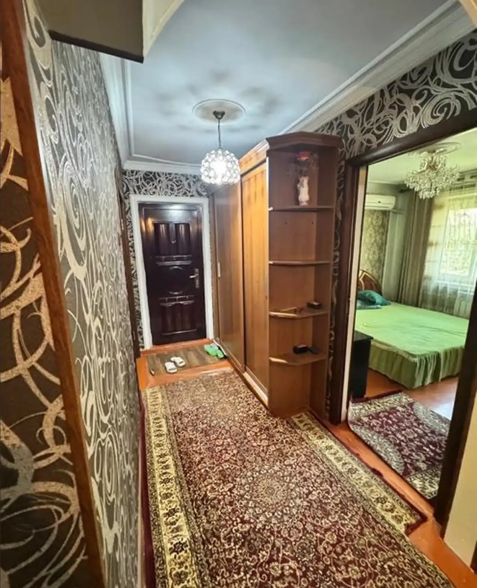4-комн. квартира, 3 этаж, 95м², Сино