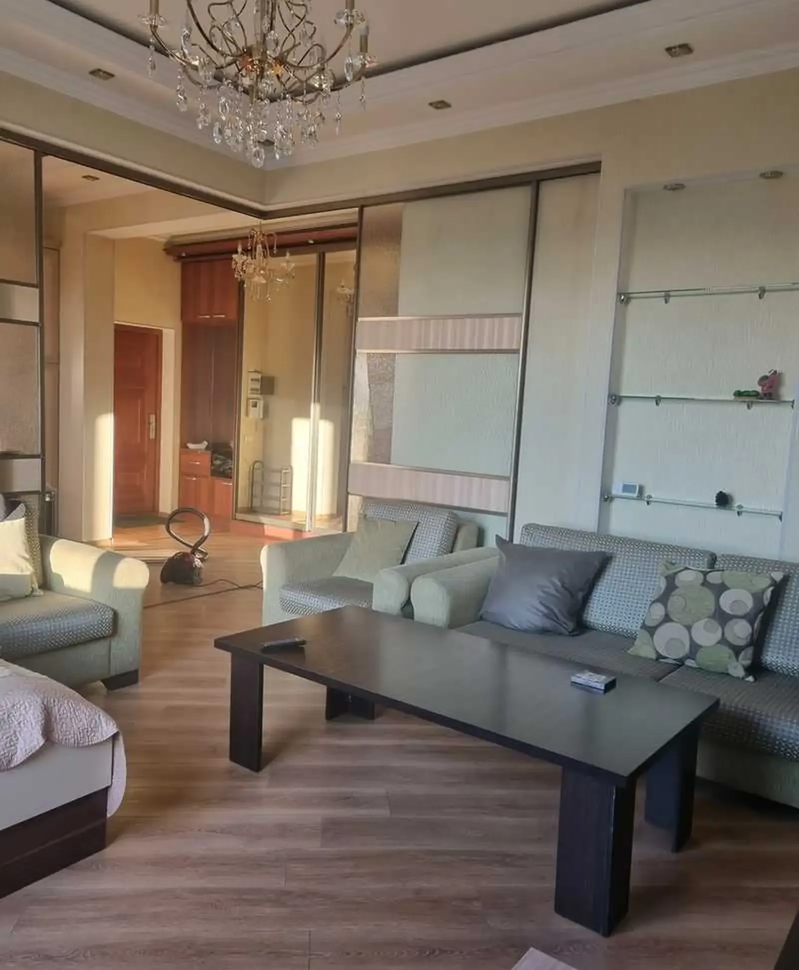 1-комн. квартира, 9 этаж, 52 м², Цум
