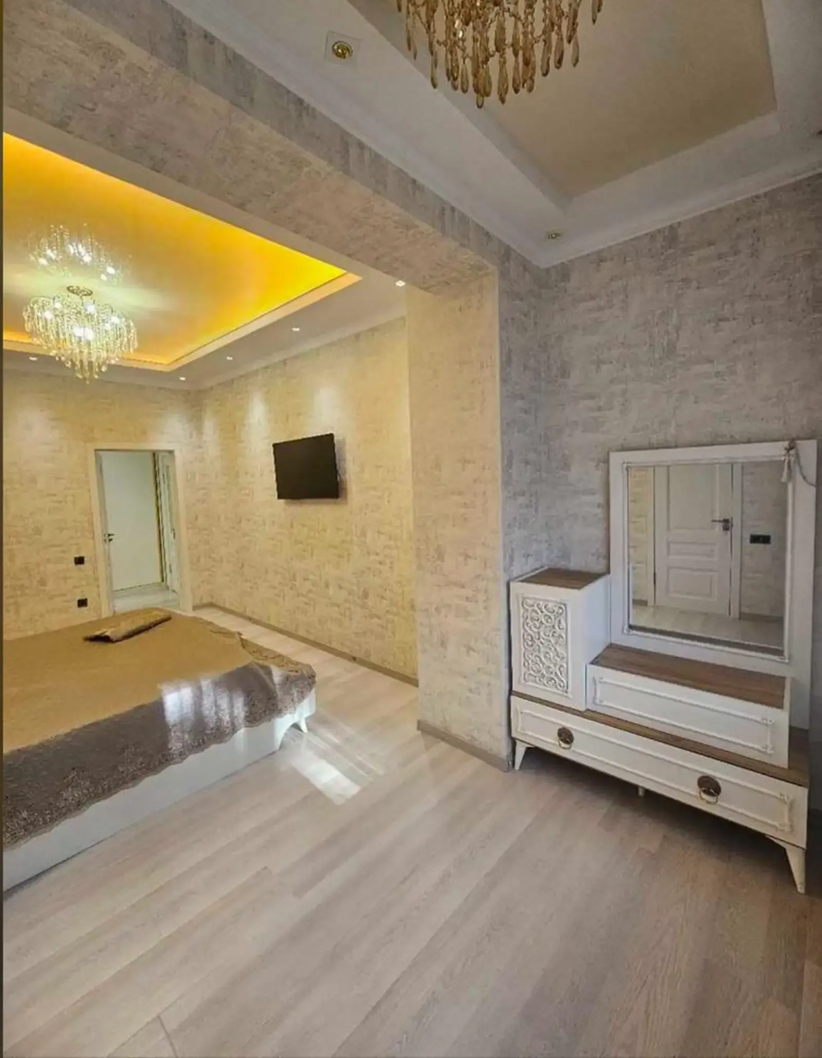 2-комн. квартира, 3 этаж, 75м², Шохмансур
