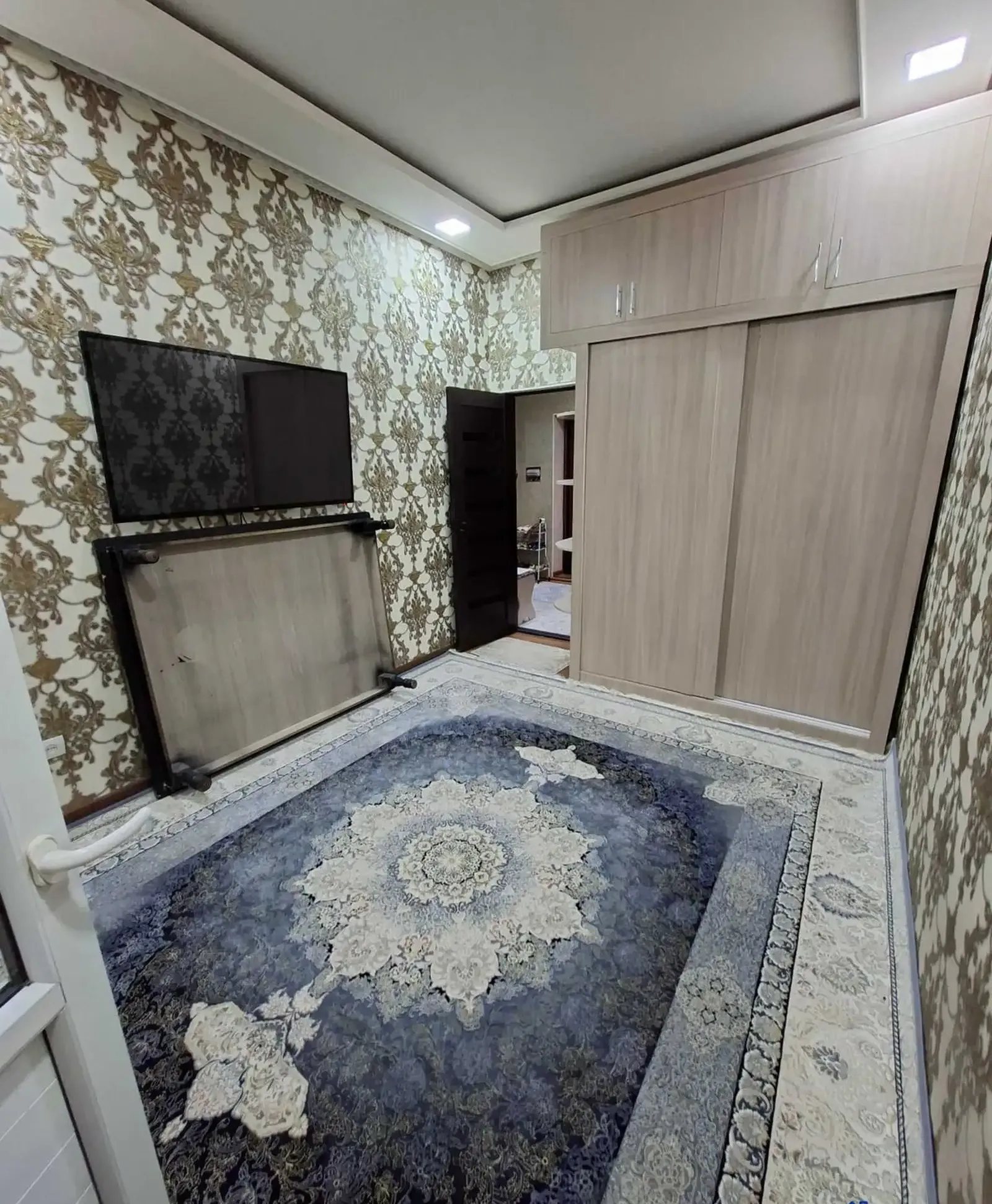 2-комн. квартира, 11 этаж, 42 м², Сино, Профсоюз