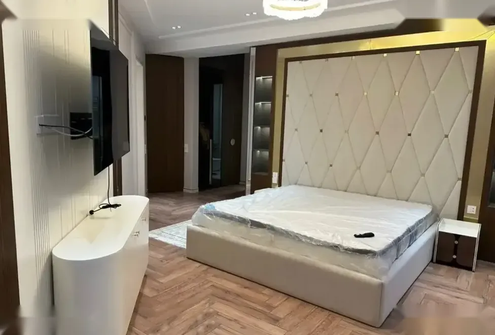4-комн. квартира, 10 этаж, 168м², Сомони