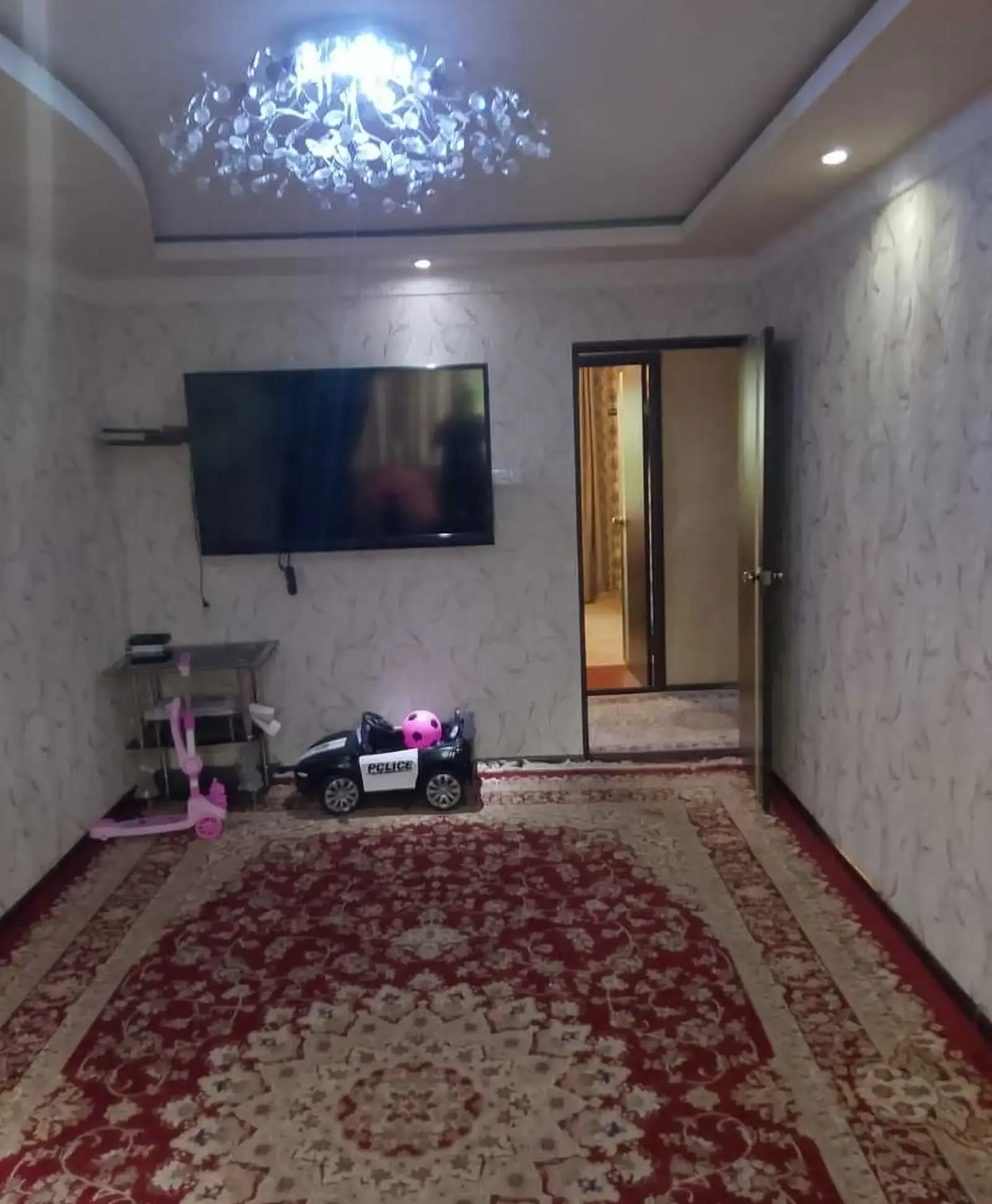 5-комн. квартира, 3 этаж, 100м², 112мкр