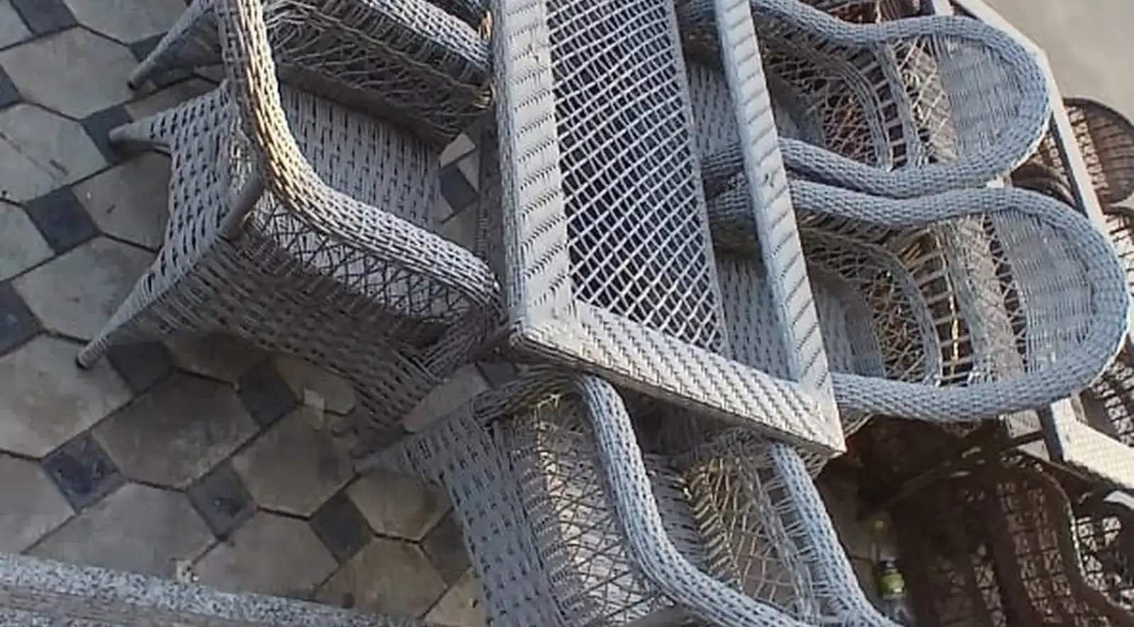 Стол и стулья ратанг