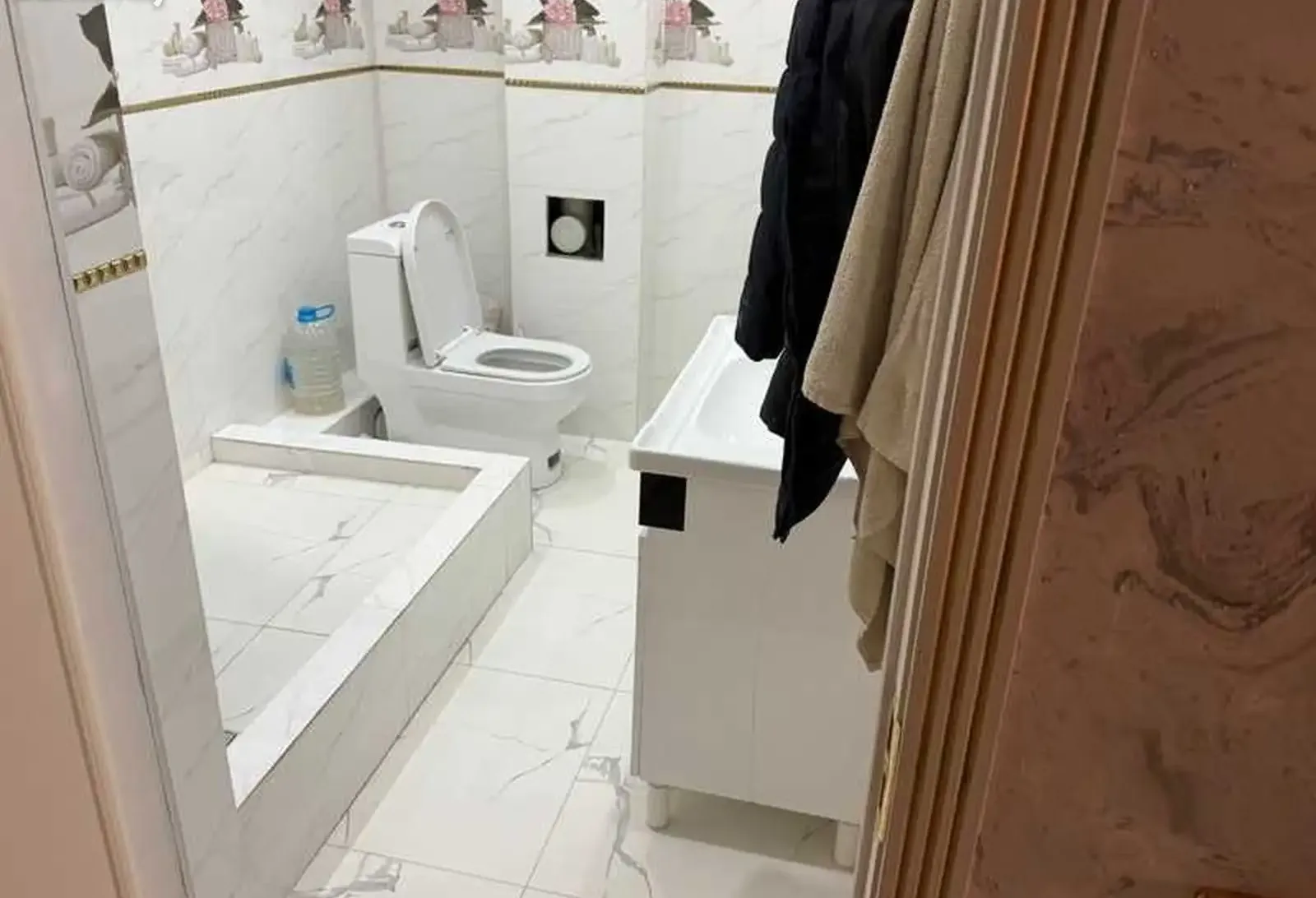 2-комн. квартира, 3 этаж, 65м², Сино