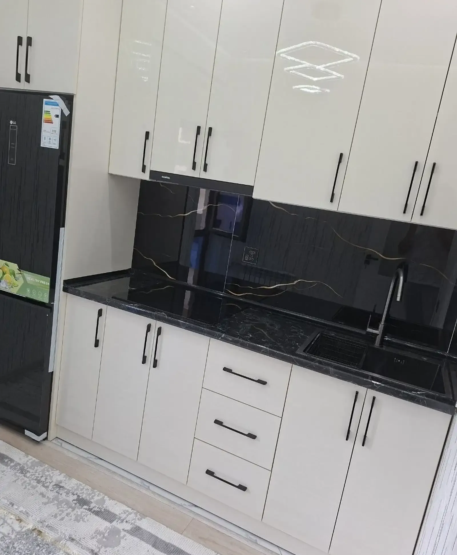 2-к квартира, 3 этаж, 64 м², Сино
