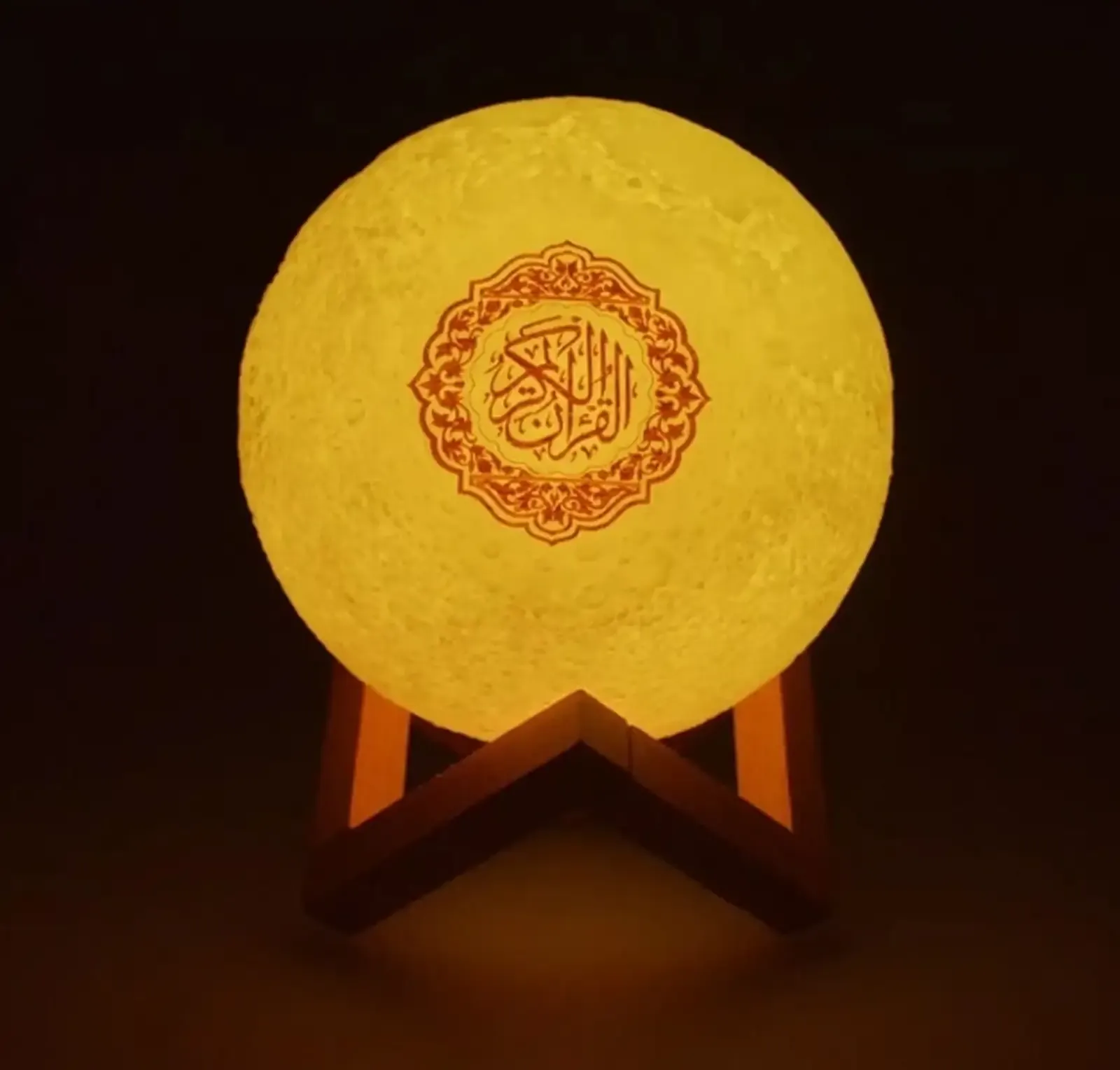 Беспроводная колонка Quran Lamp SQ168