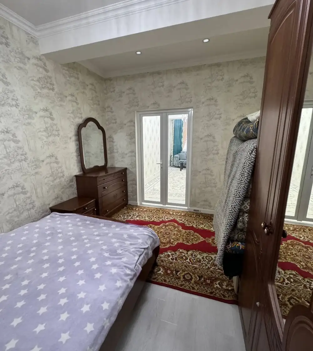 3-к квартира, 5 этаж, 102 м², фирдавси