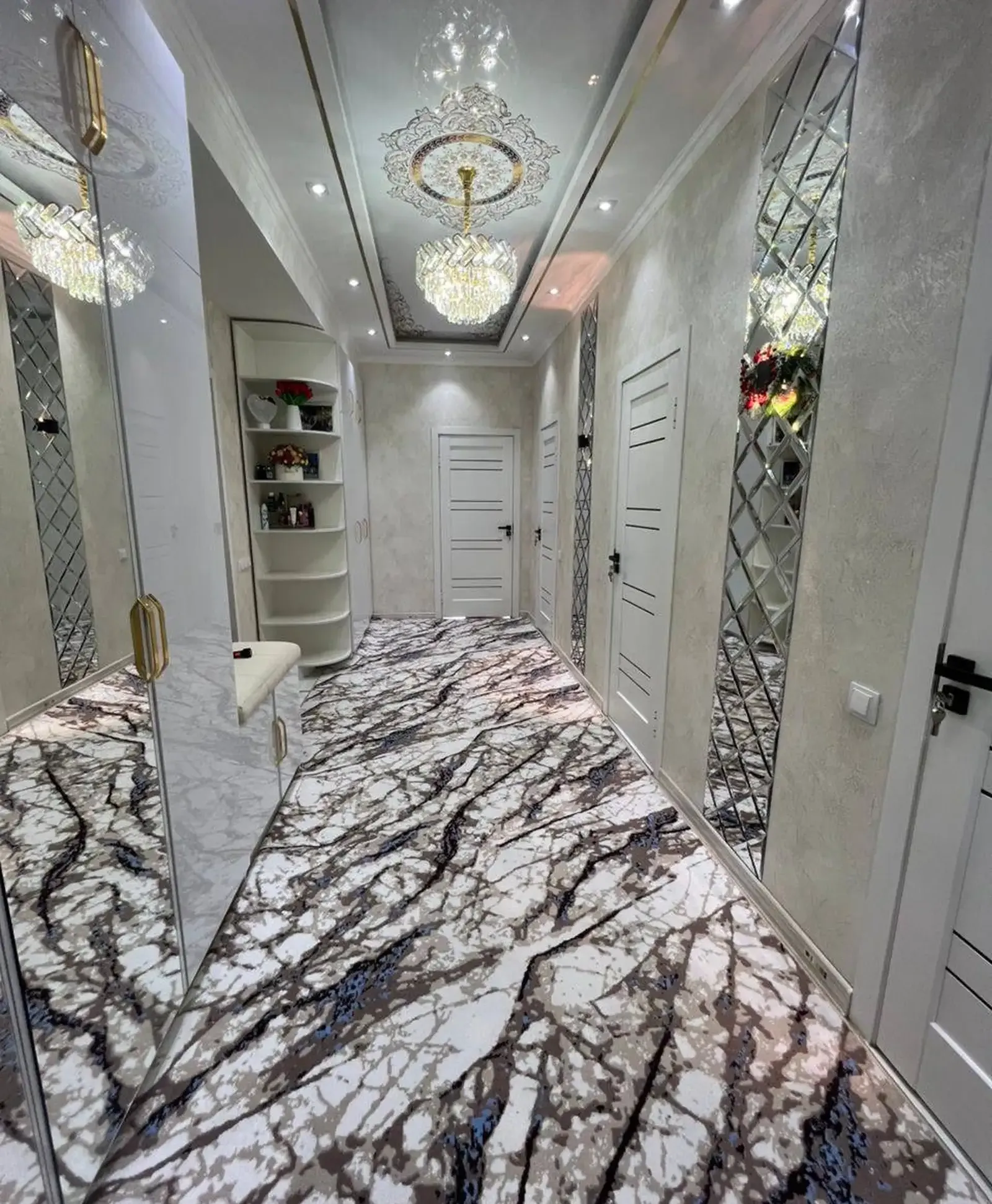 2-комн. квартира, 15 этаж, 80 м², Фирдавси