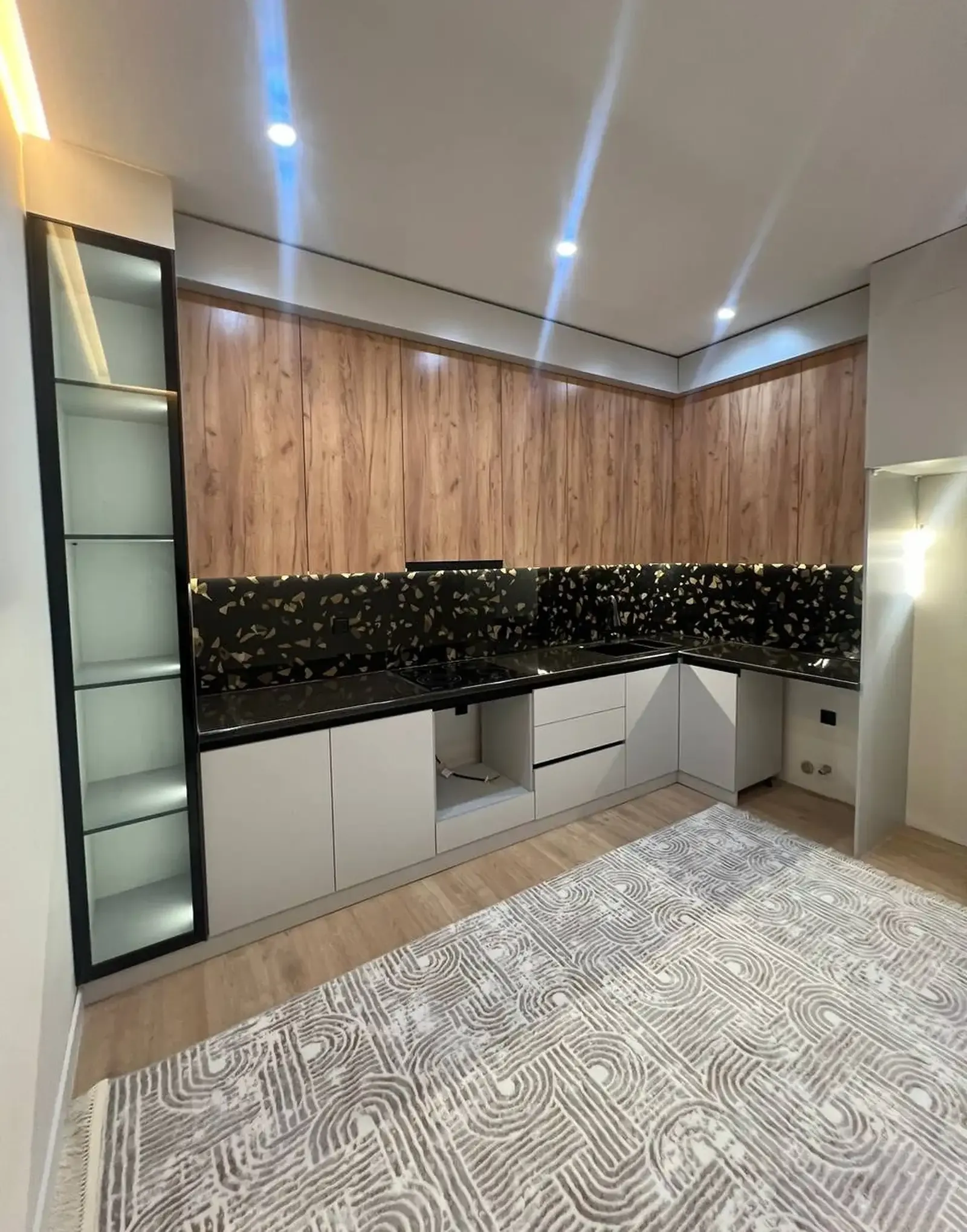 2-комн. квартира, 8 этаж, 64 м², шохмансур