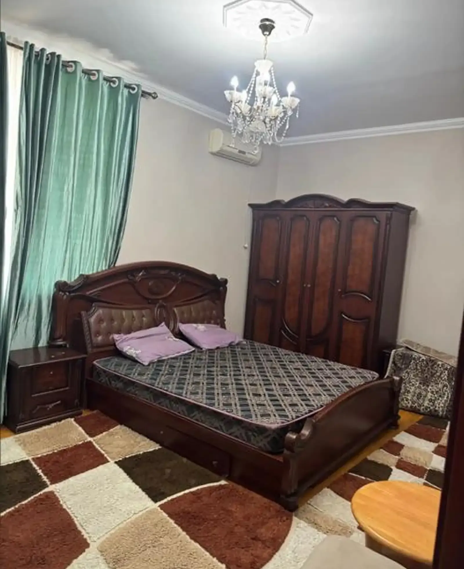 3-комн. квартира, Цокольный этаж, 110м², Шохмансур