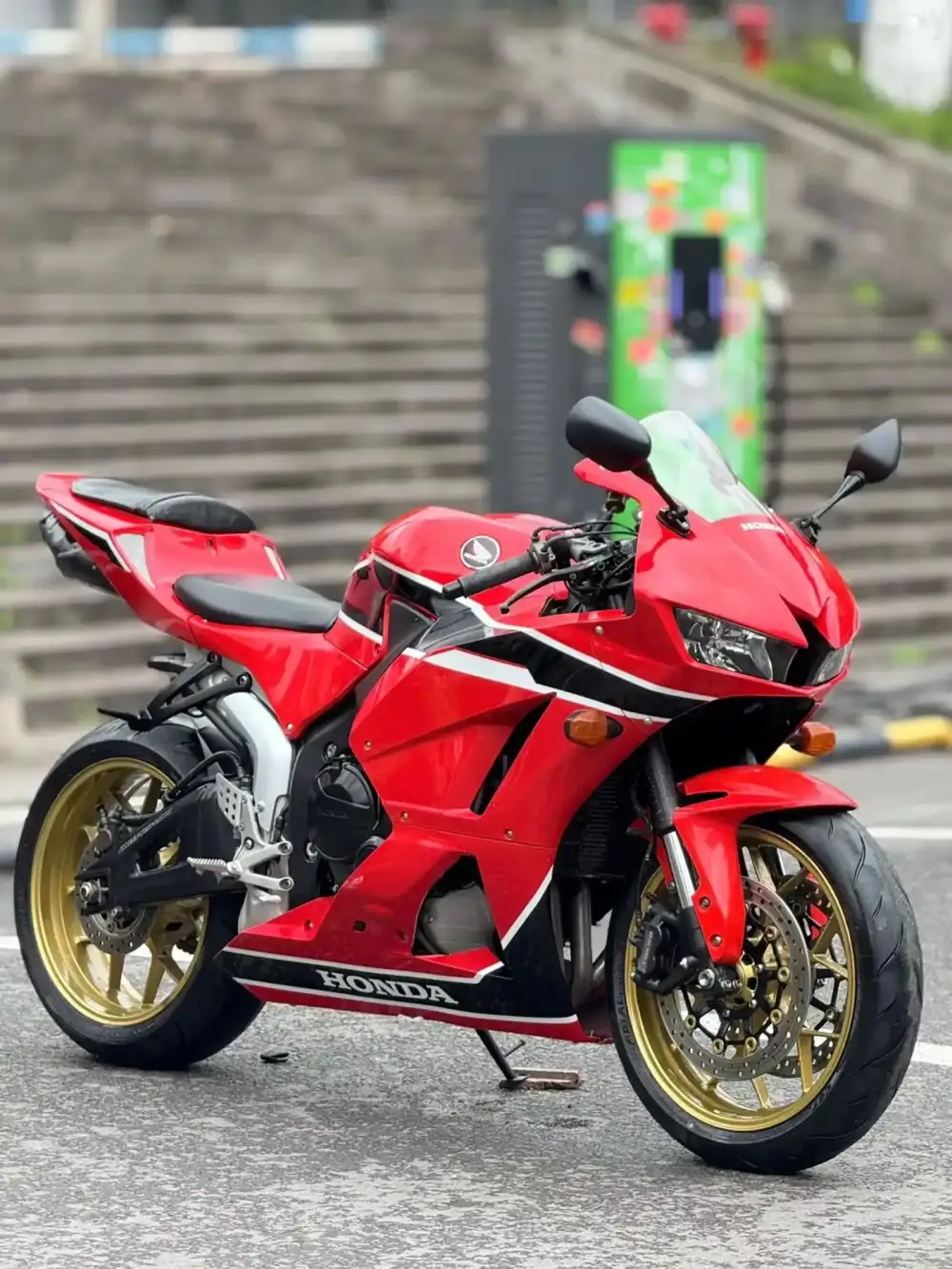 Мотоцикл Honda cbr