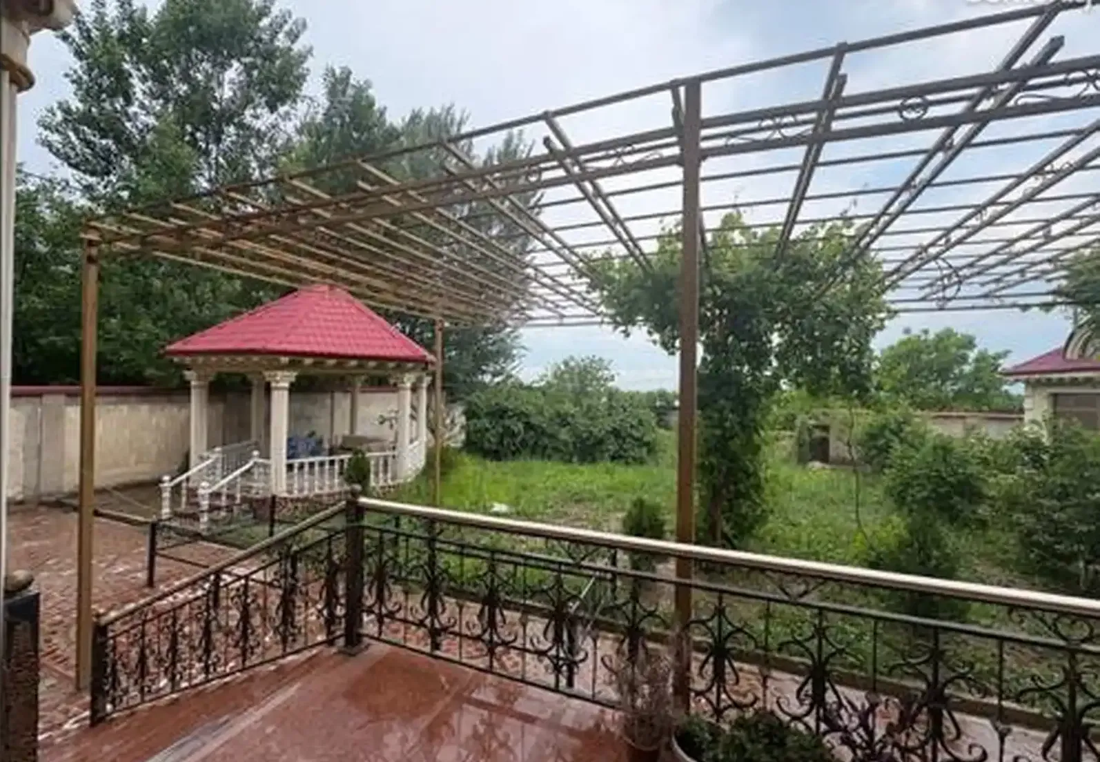3-этажный, 3 комнатный дом, 700 м², Чоряккорон