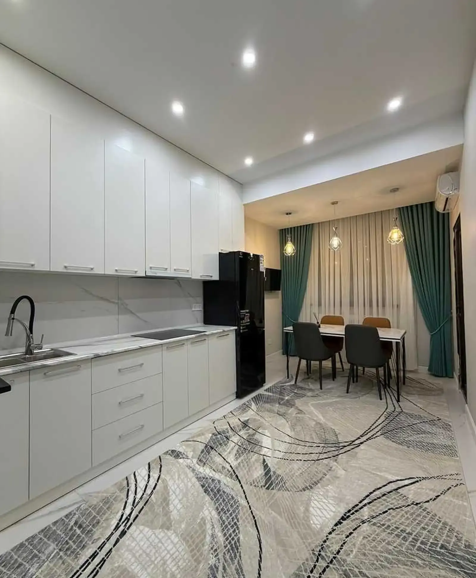 3-комн. квартира, 12 этаж, 111 м², Шохмансур