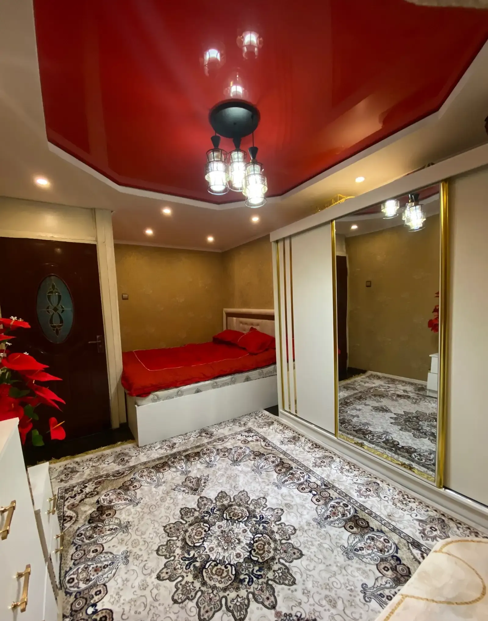 3-комн. квартира, 1 этаж, 70 м², н.Сино 104мкр