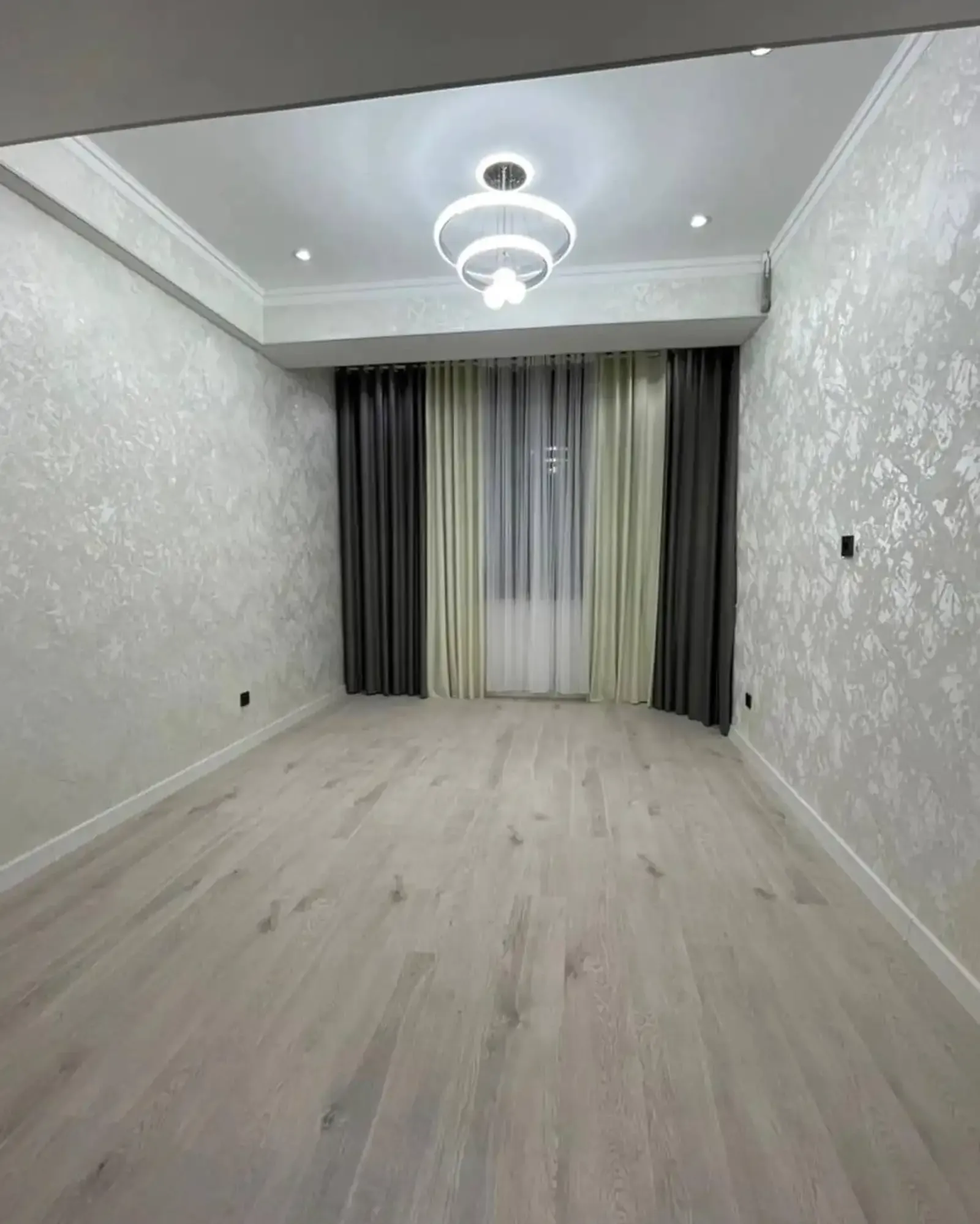 2-комн. квартира, 11 этаж, 52 м², Шохон