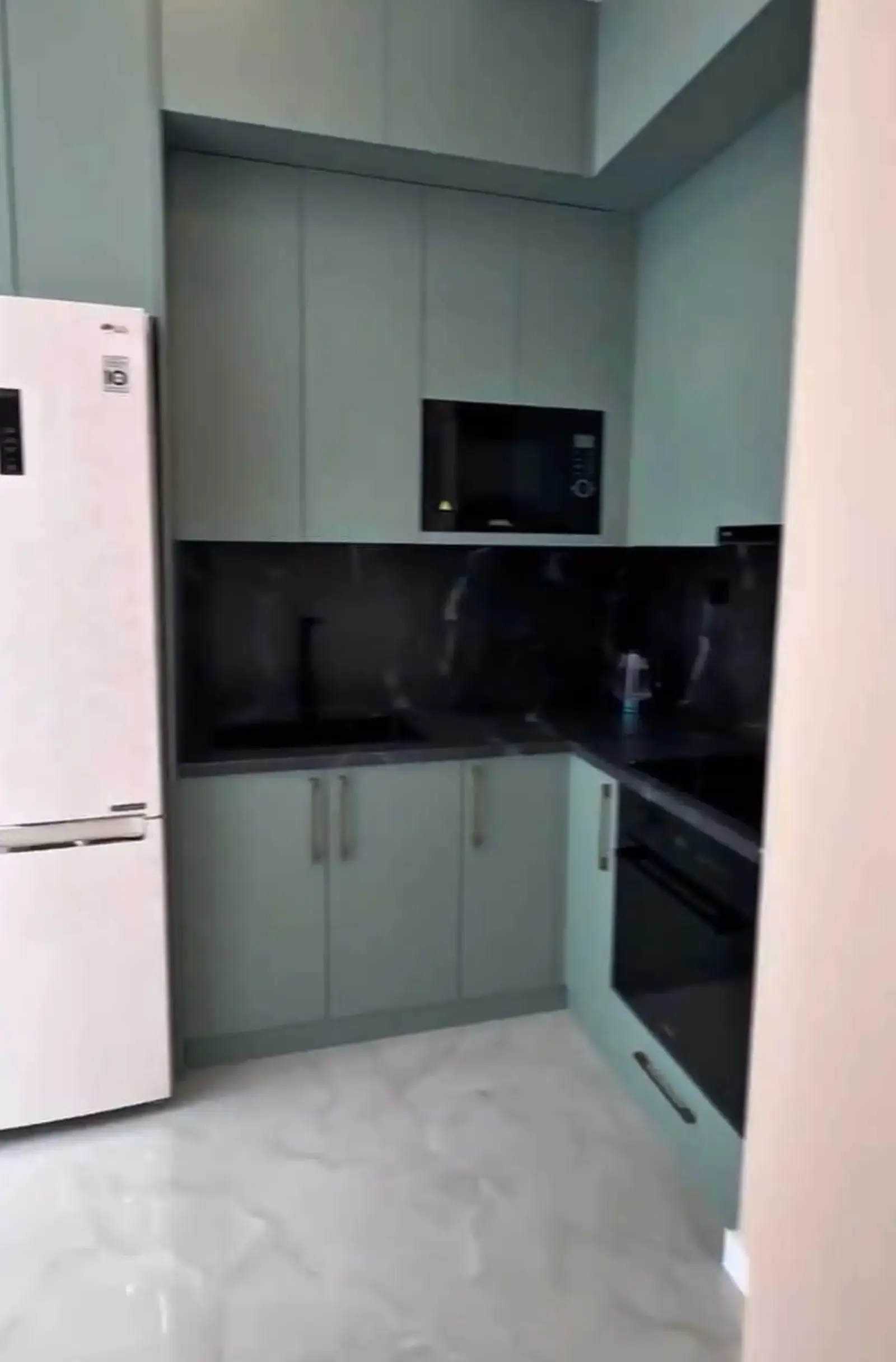 2-комн. квартира, 12 этаж, 55м², шохмансур