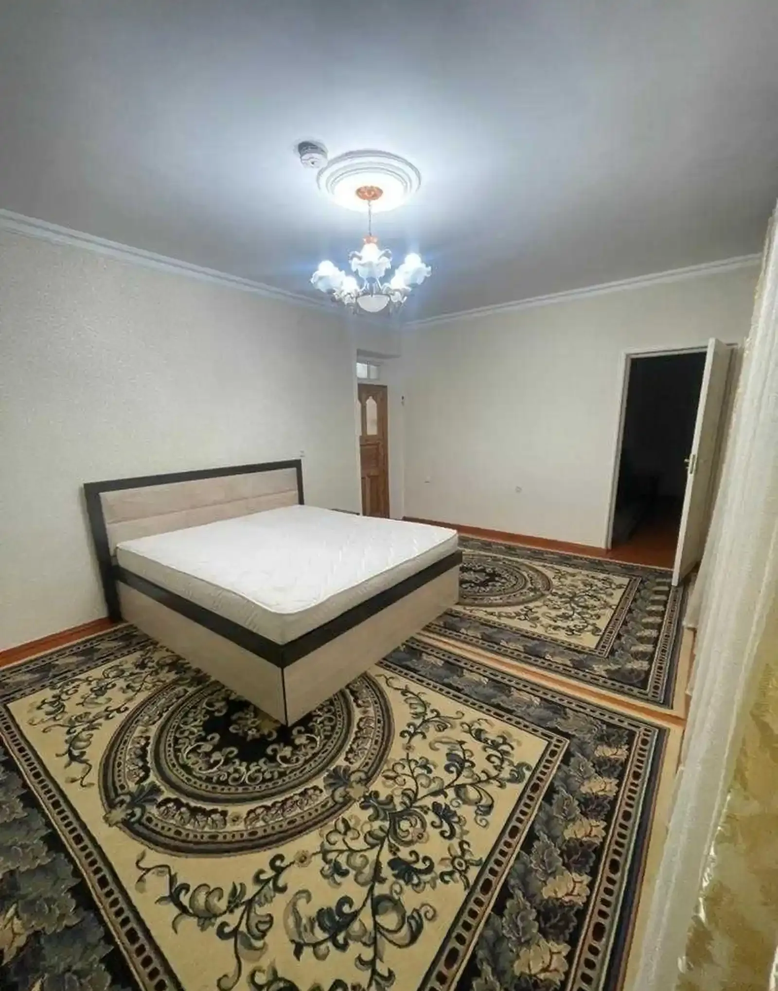 2-этажный, 8 комнатный дом, 630 м², Сомони