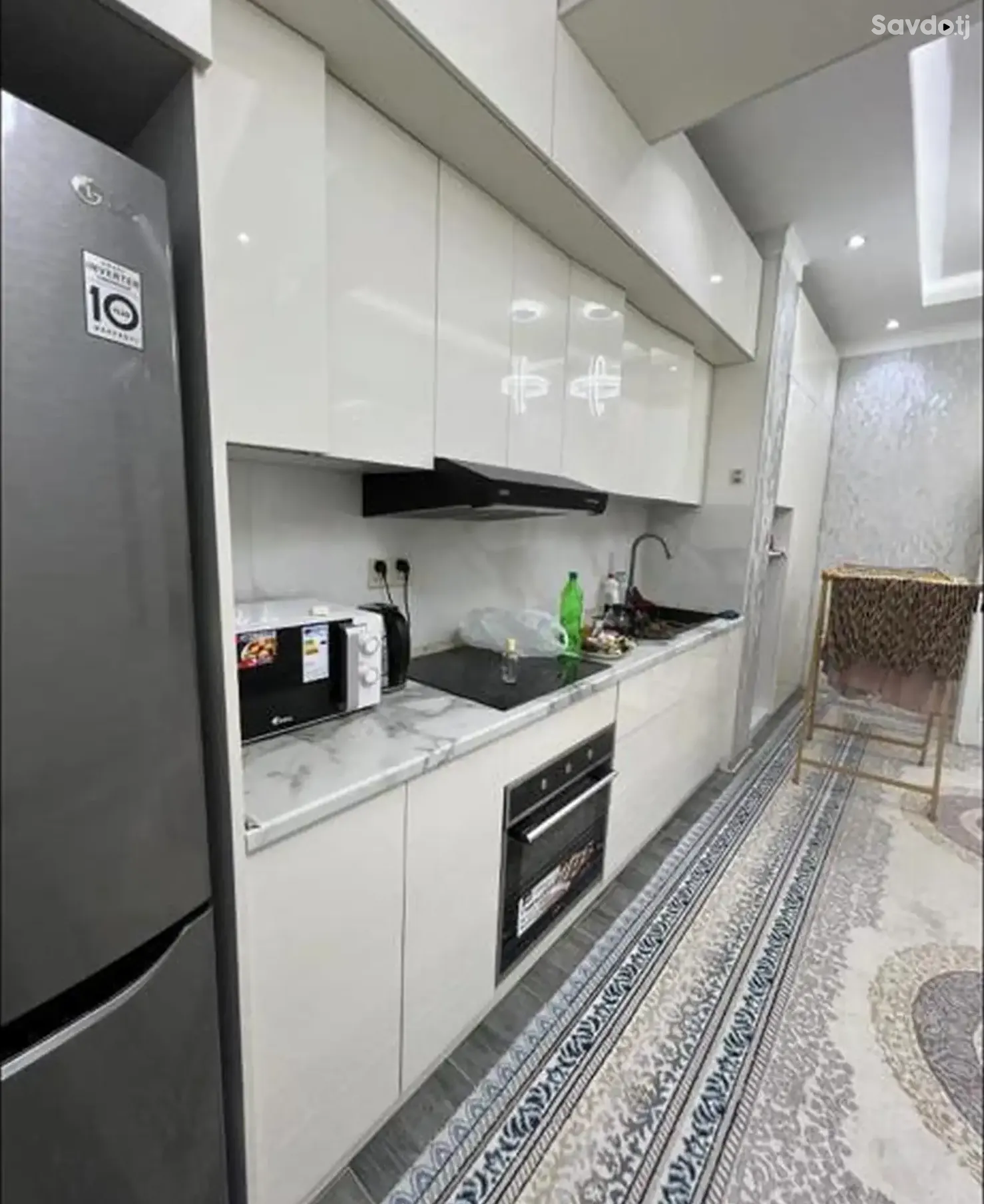 2-комн. квартира, 16 этаж, 71м², Шохмансур