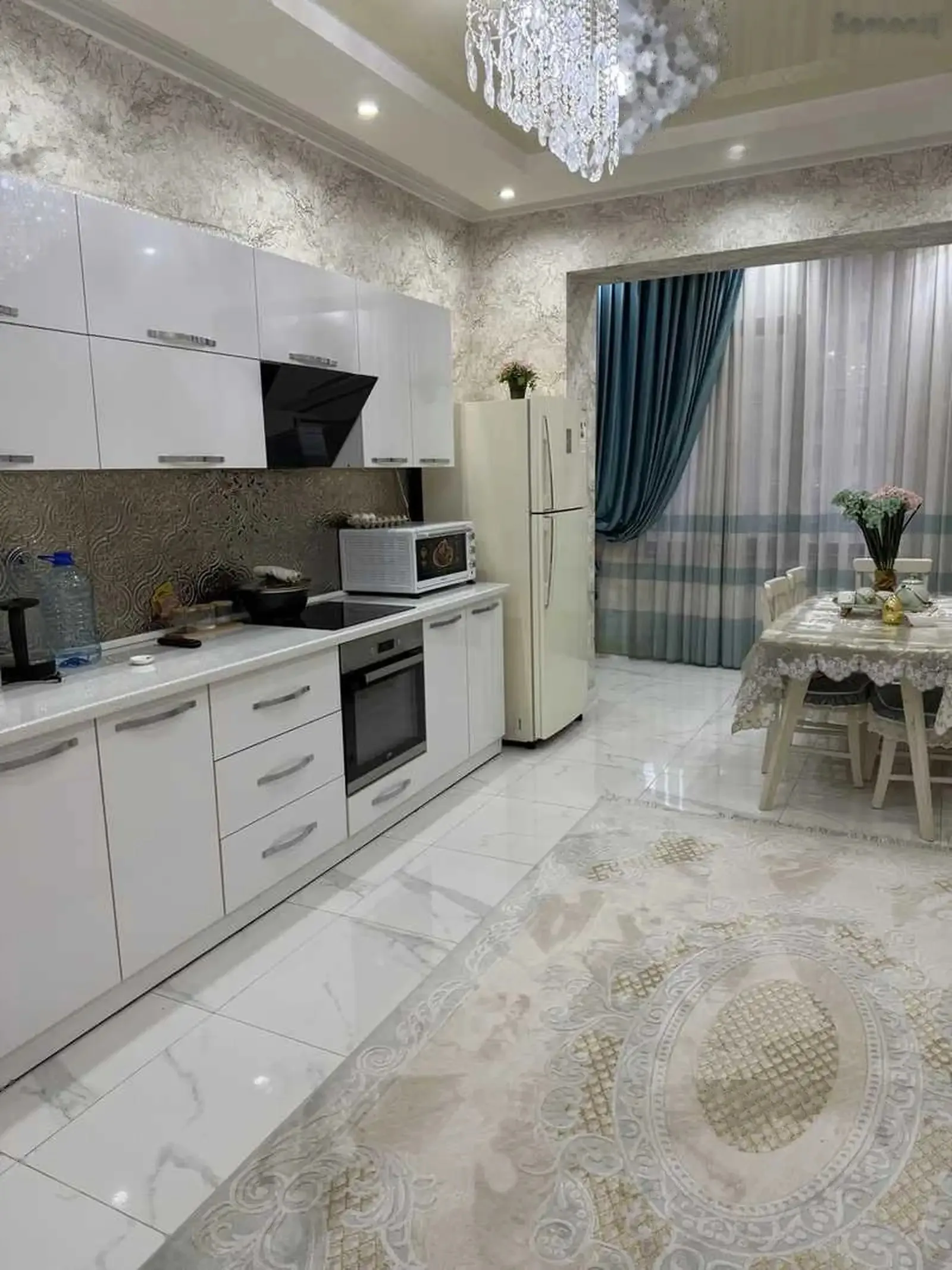 1-к квартира, 8 этаж, 70 м², Шохмансур