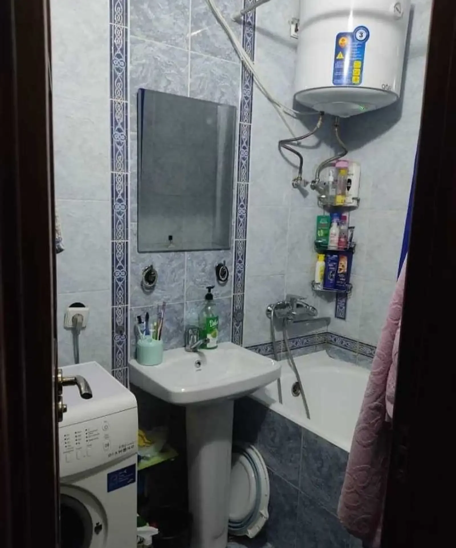 1-комн. квартира, 1 этаж, 30 м², Исмоили Сомони пеши мадраса