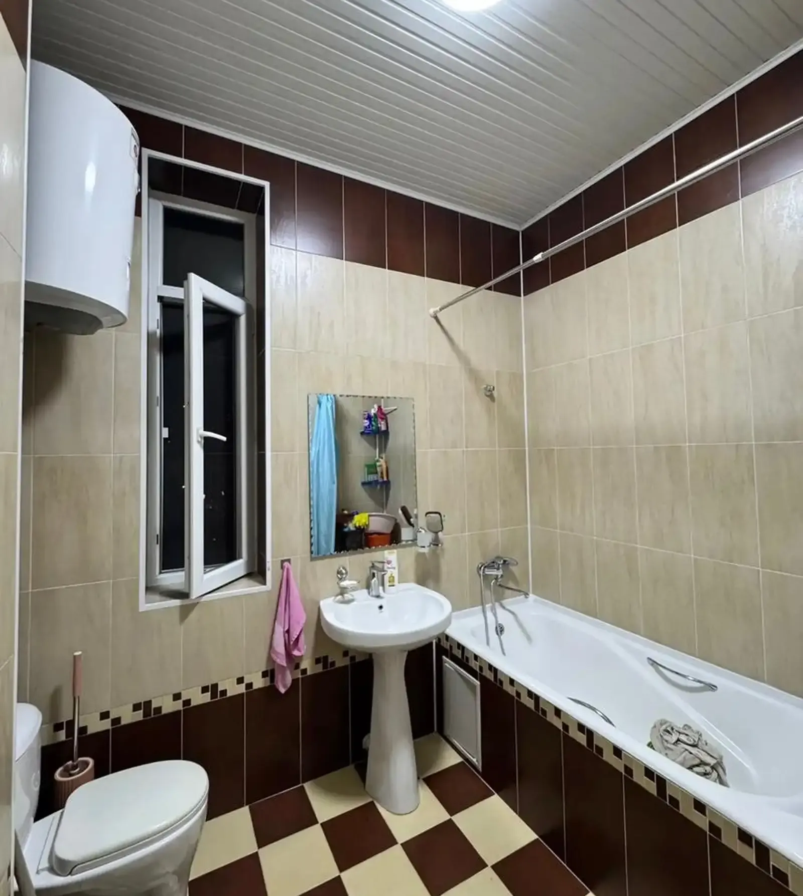 2-комн. квартира, 8 этаж, 106м², Шохмансур