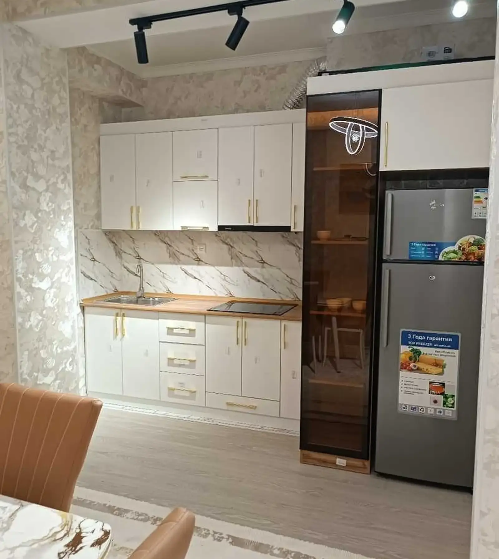 2-комн. квартира, 7 этаж, 64м², Сино