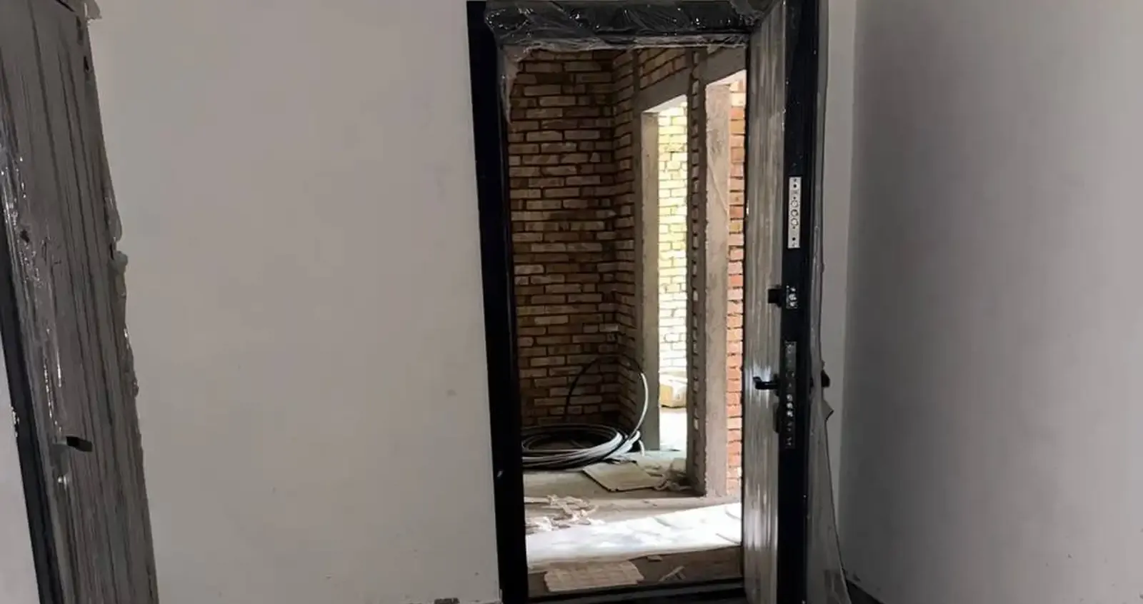 2-комн. квартира, 12 этаж, 75 м², Сино