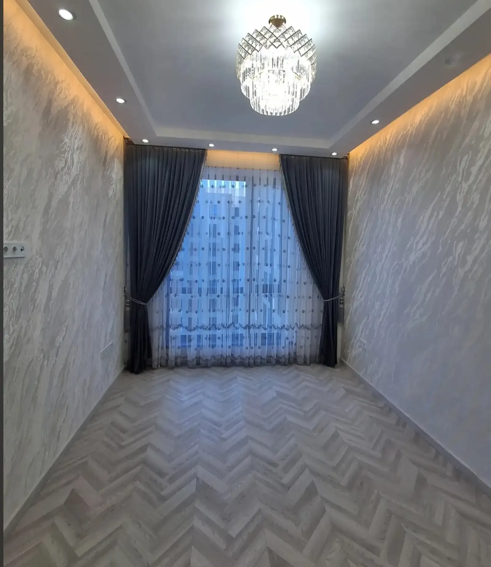 3-комн. квартира, 15 этаж, 74м², сино