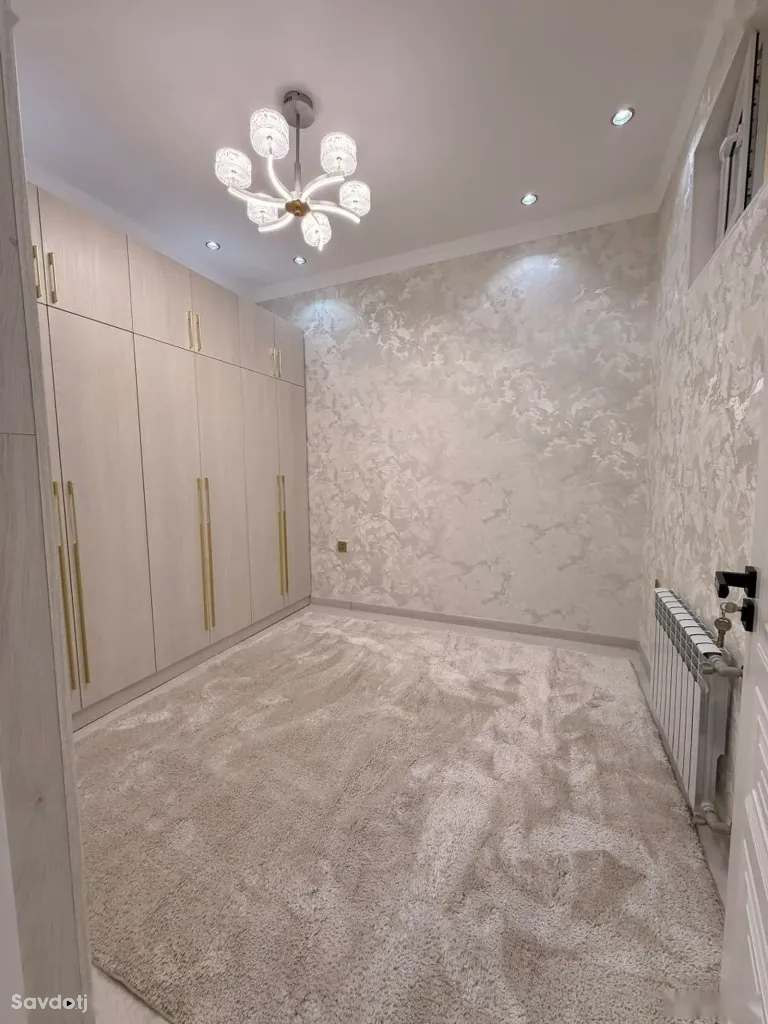 4-комн. квартира, 9 этаж, 97 м², сино